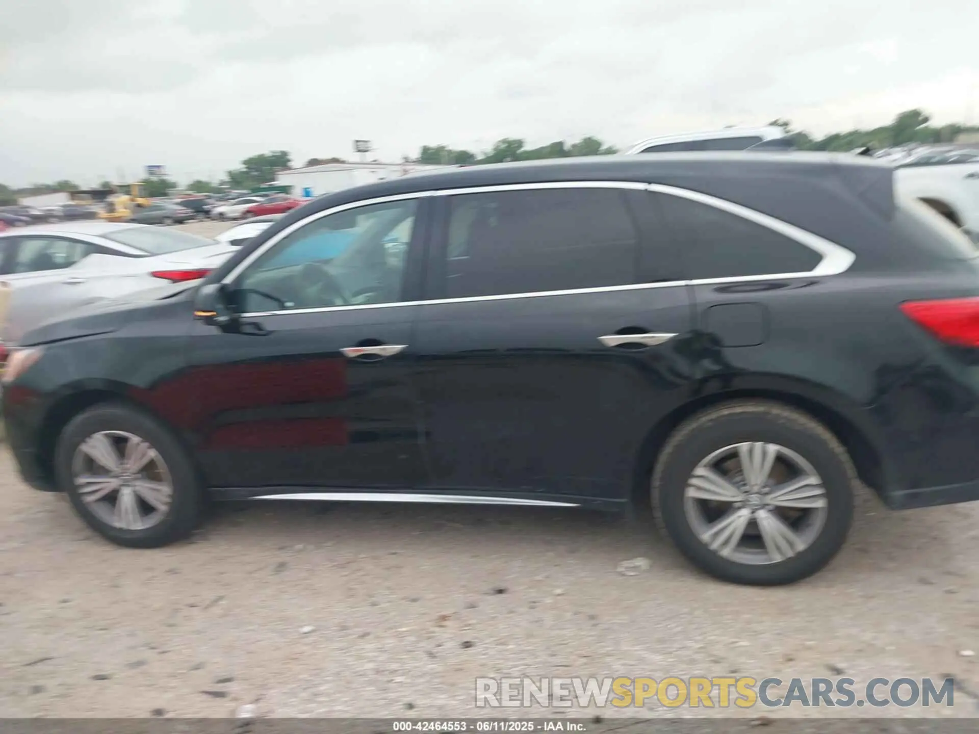 14 Photograph of a damaged car 5J8YD4H30LL050236 ACURA MDX 2020