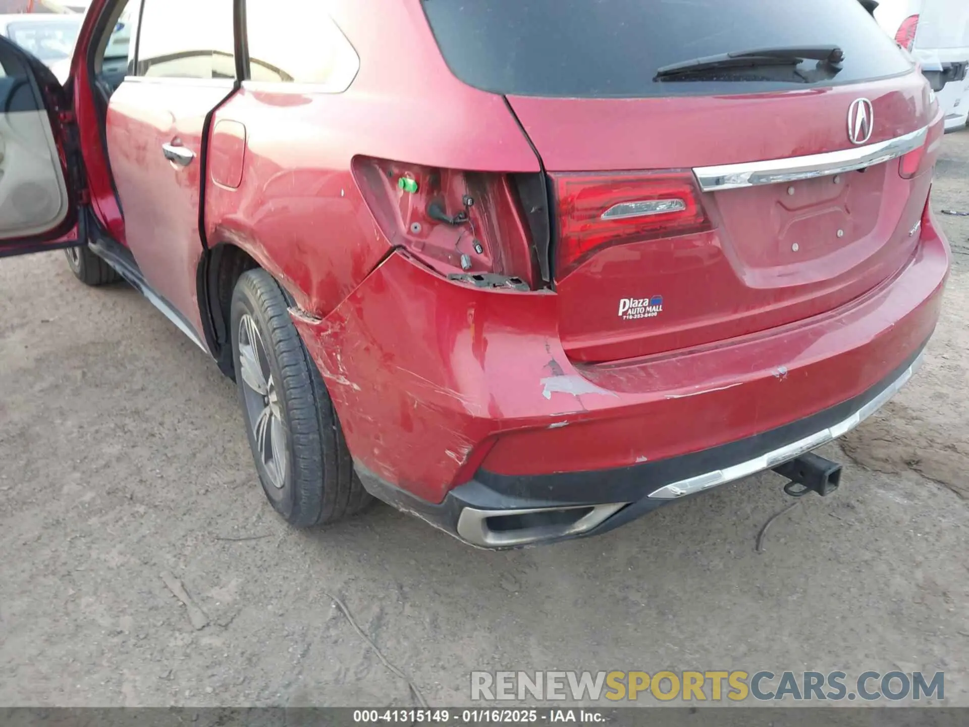 18 Photograph of a damaged car 5J8YD4H31LL049113 ACURA MDX 2020