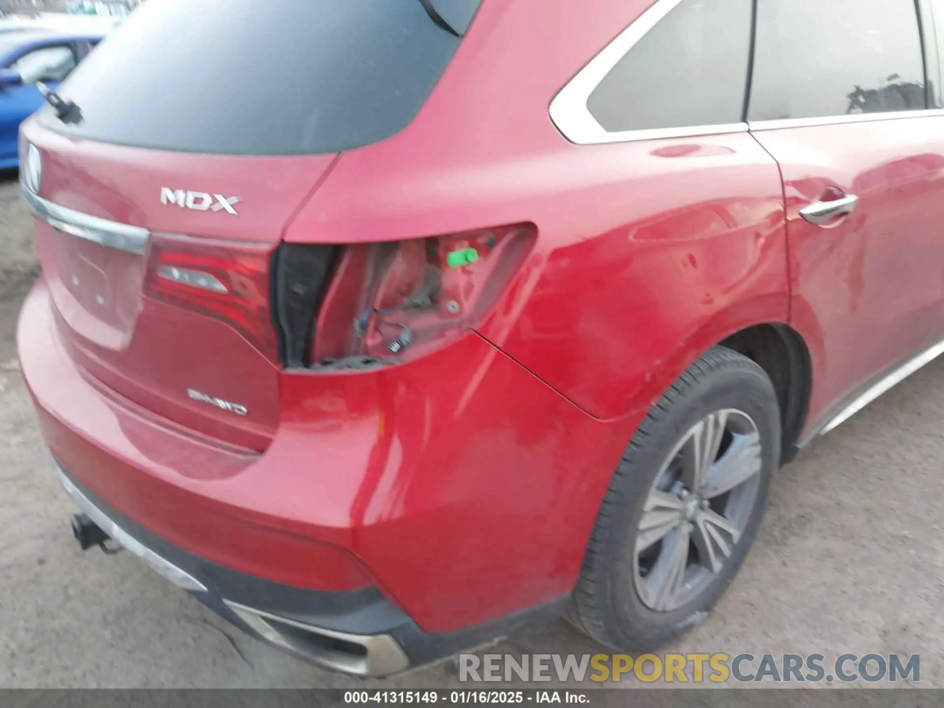 19 Photograph of a damaged car 5J8YD4H31LL049113 ACURA MDX 2020