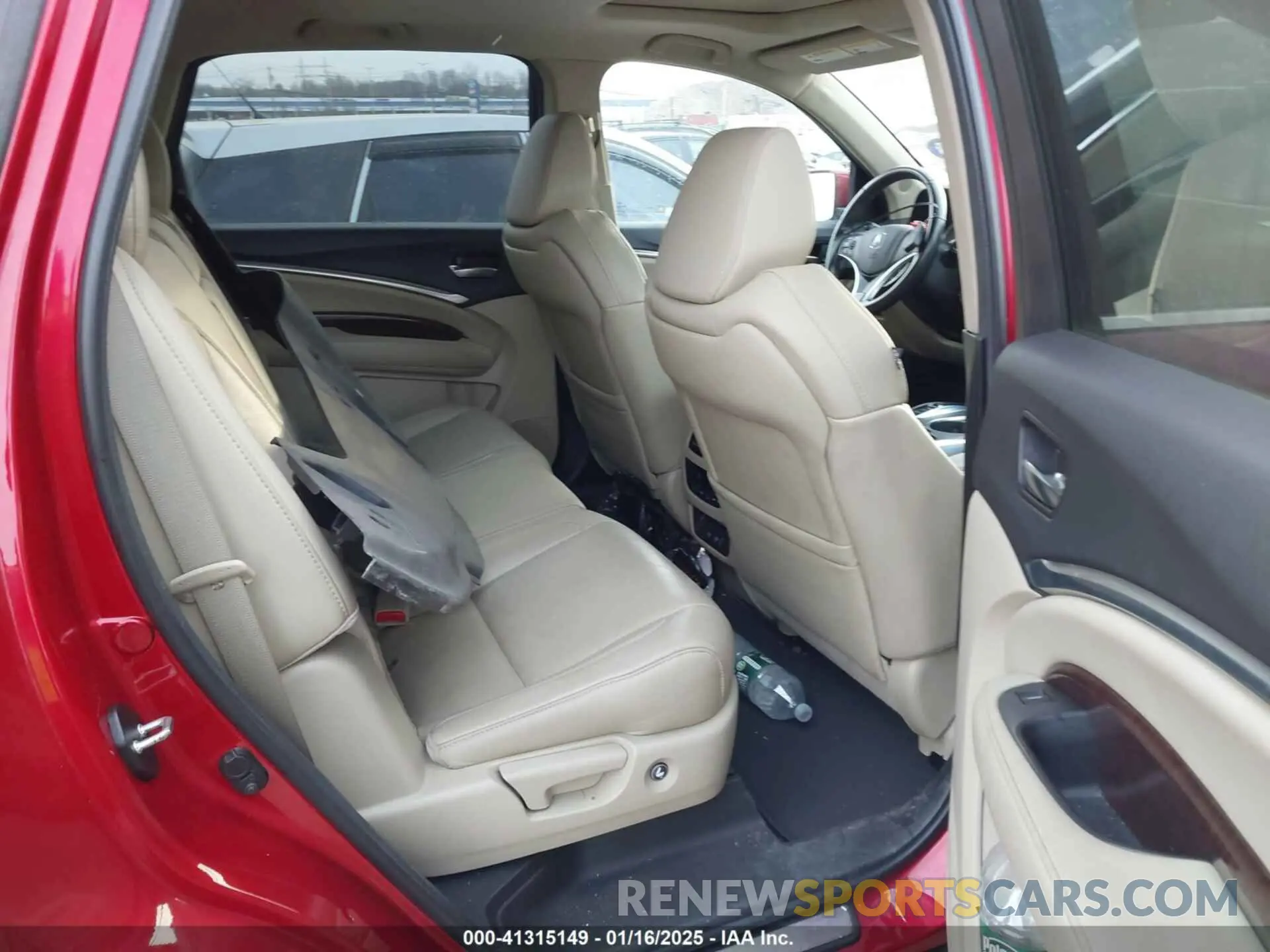 8 Photograph of a damaged car 5J8YD4H31LL049113 ACURA MDX 2020