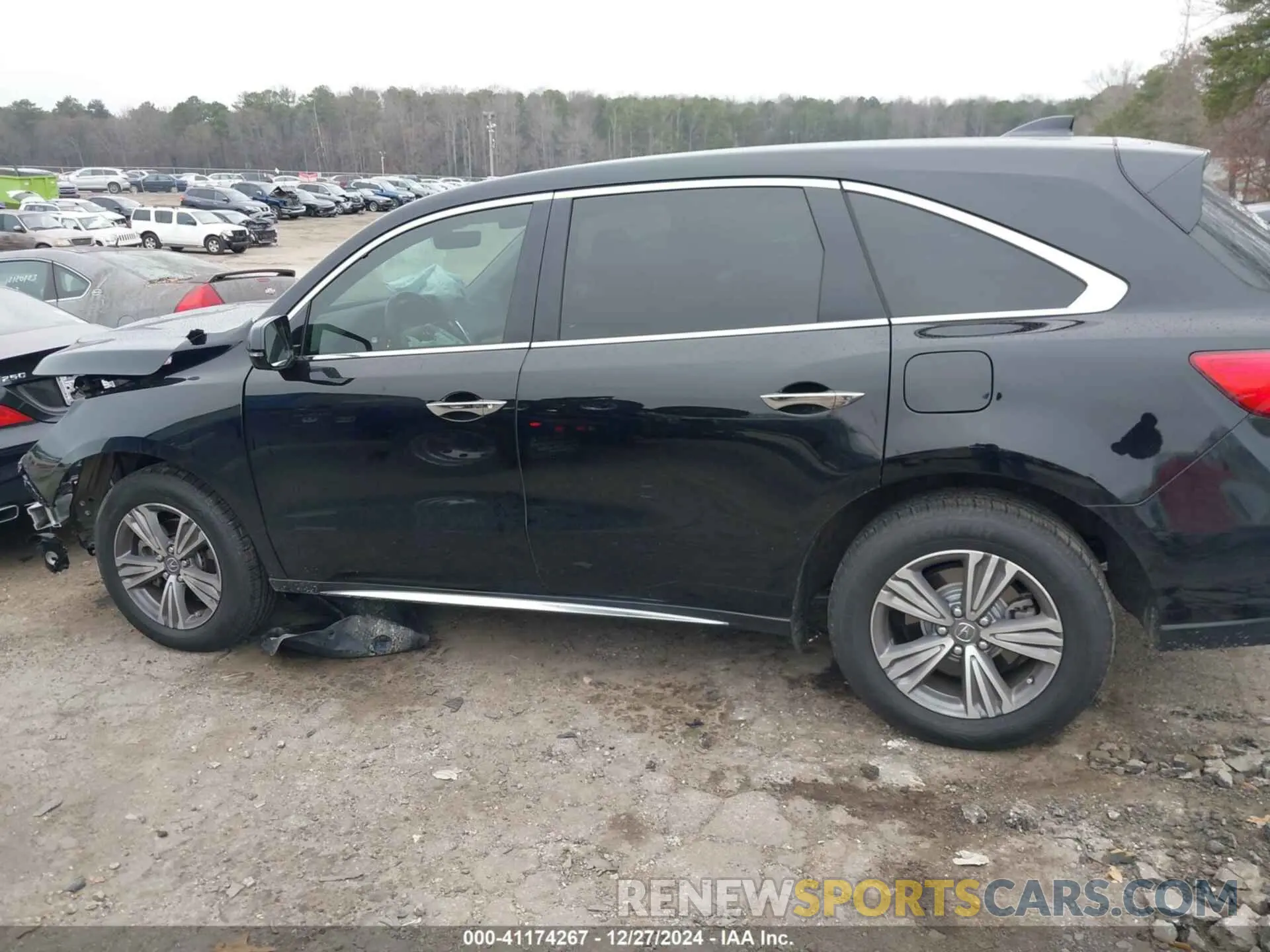 14 Photograph of a damaged car 5J8YD4H32LL045507 ACURA MDX 2020