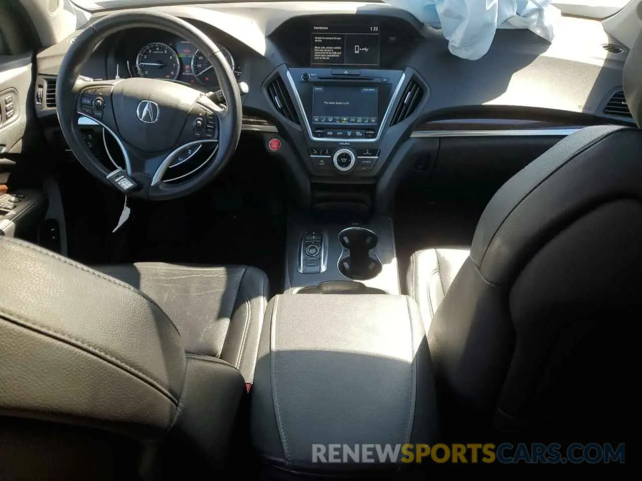 8 Photograph of a damaged car 5J8YD4H34LL041619 ACURA MDX 2020