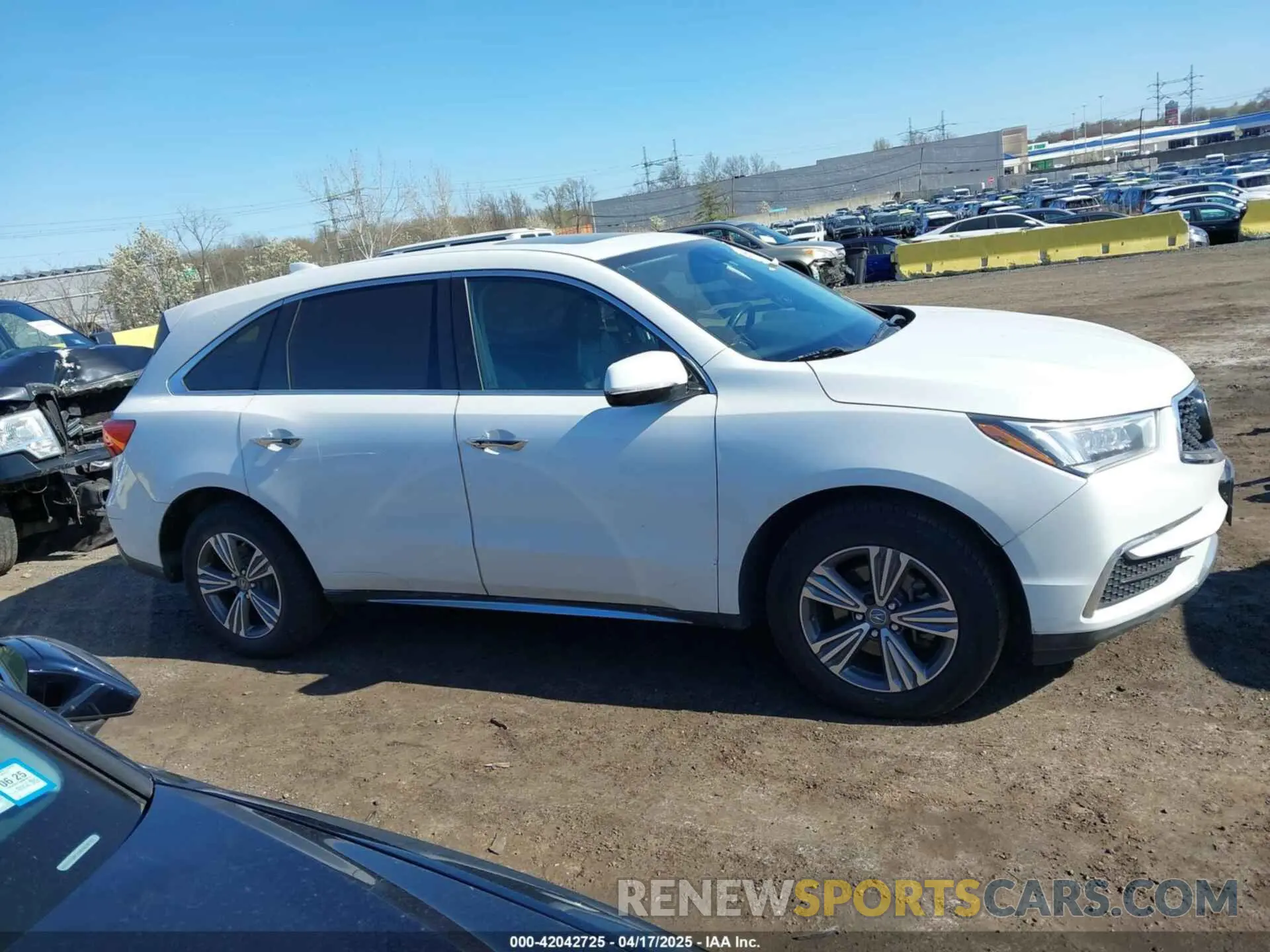 13 Photograph of a damaged car 5J8YD4H3XLL001500 ACURA MDX 2020