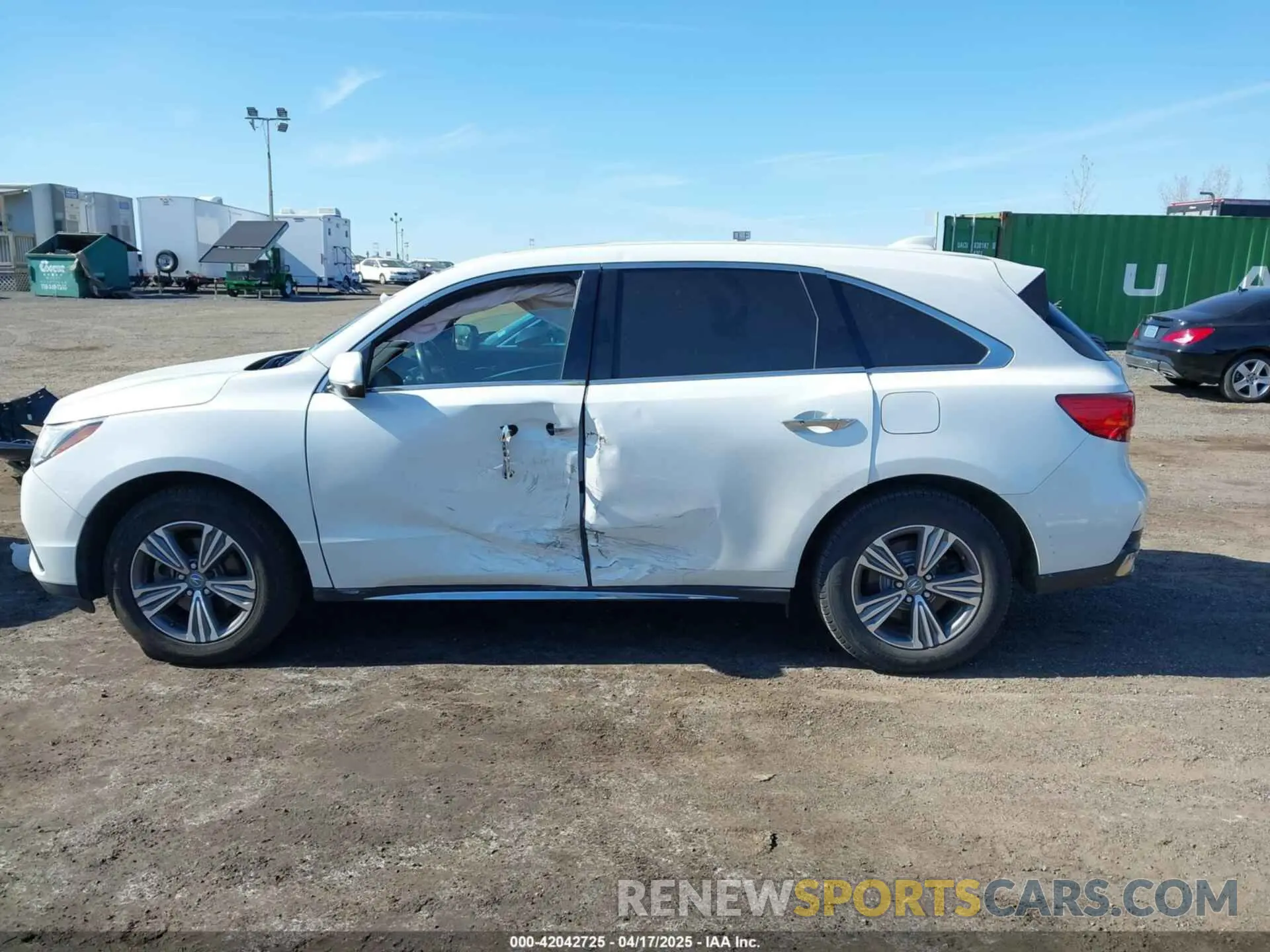 14 Photograph of a damaged car 5J8YD4H3XLL001500 ACURA MDX 2020