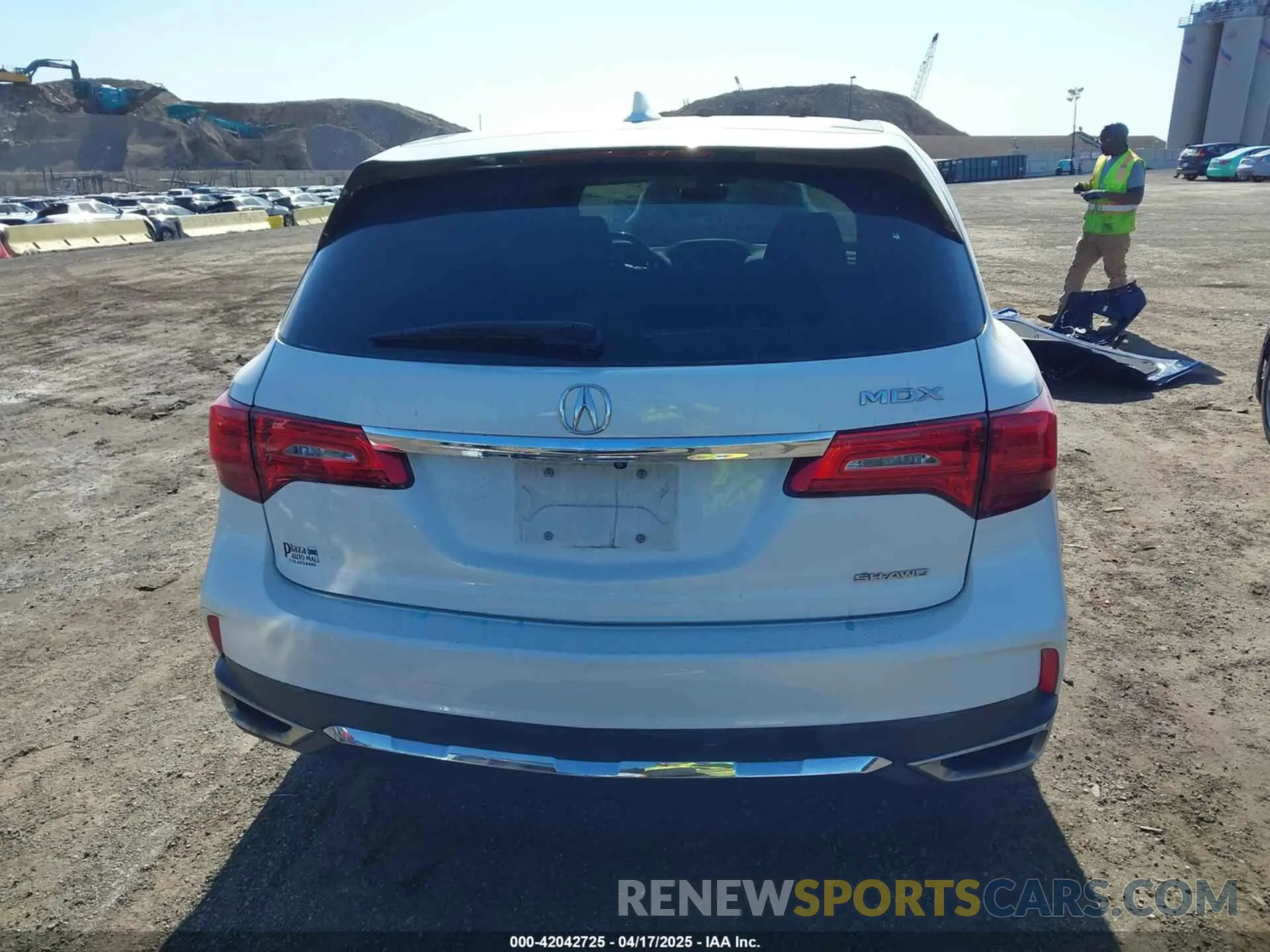 16 Photograph of a damaged car 5J8YD4H3XLL001500 ACURA MDX 2020