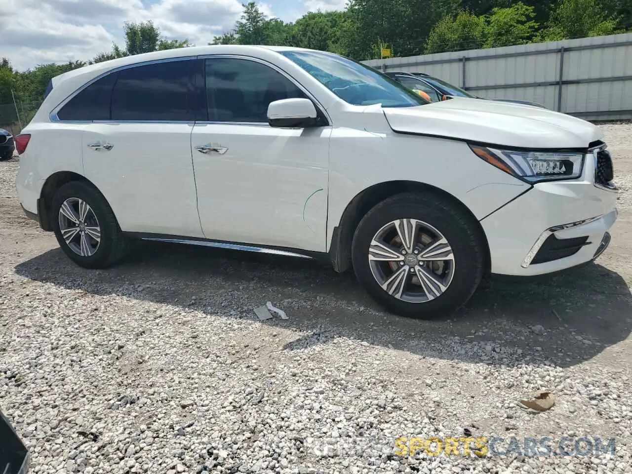 4 Photograph of a damaged car 5J8YD4H3XLL029314 ACURA MDX 2020