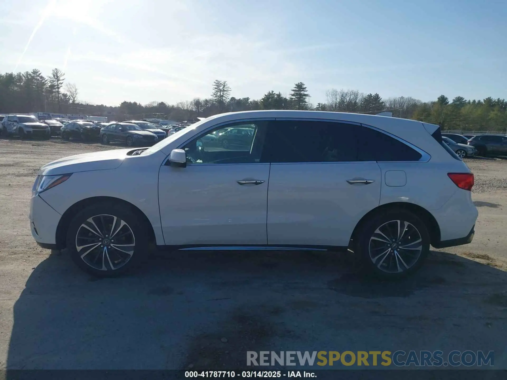15 Photograph of a damaged car 5J8YD4H52LL056055 ACURA MDX 2020