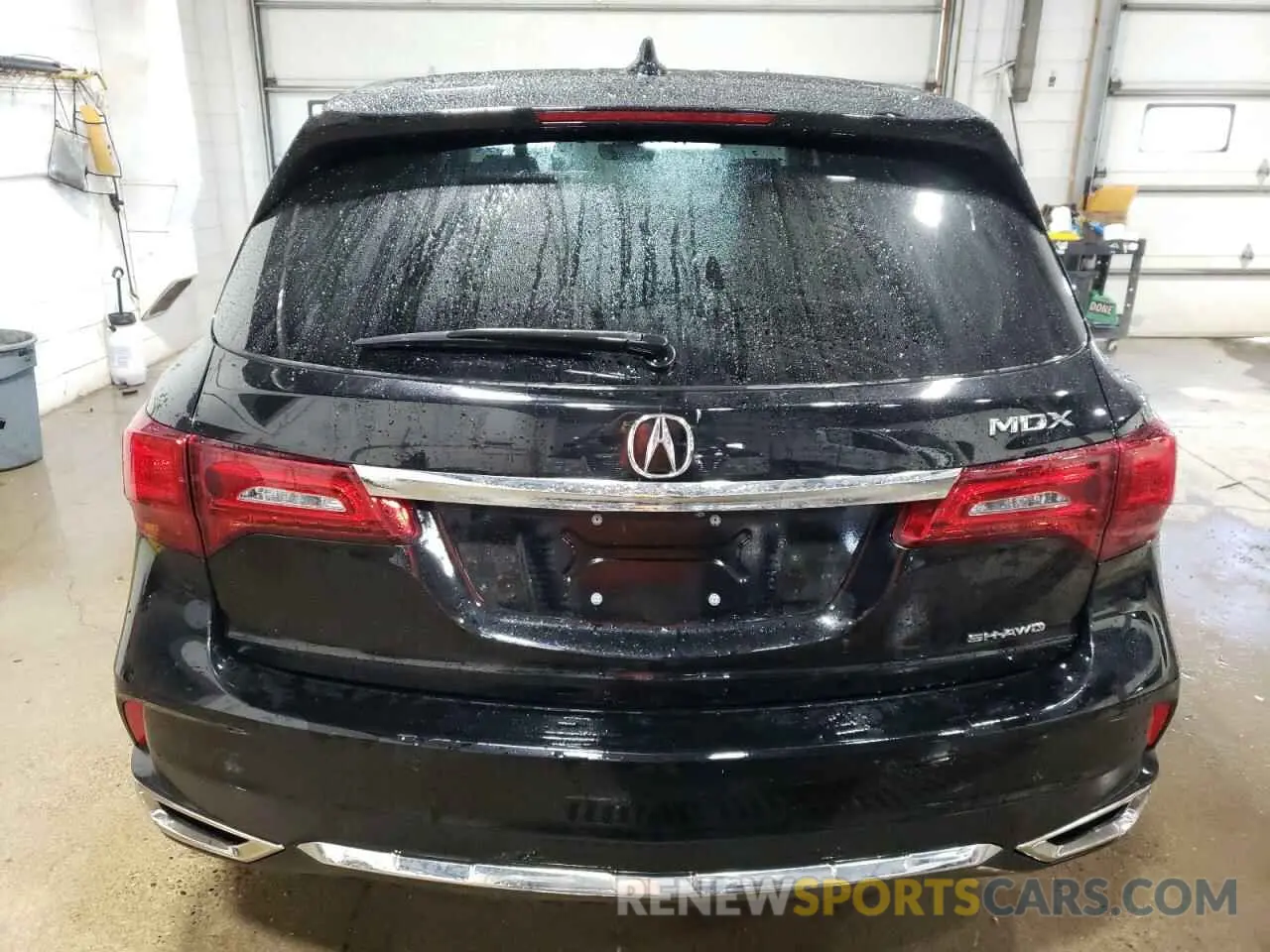 6 Photograph of a damaged car 5J8YD4H58LL009600 ACURA MDX 2020