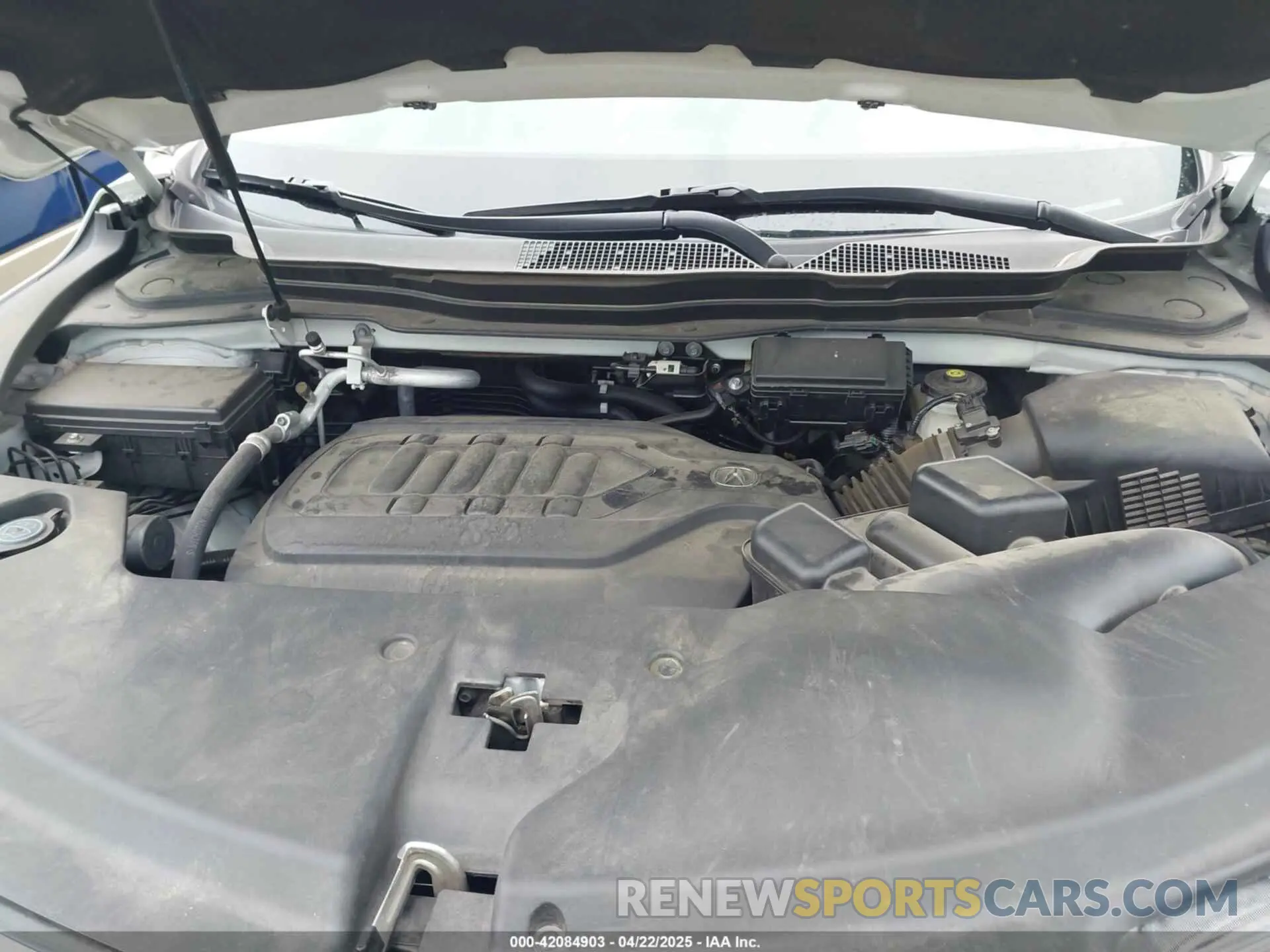 10 Photograph of a damaged car 5J8YD4H59LL006527 ACURA MDX 2020