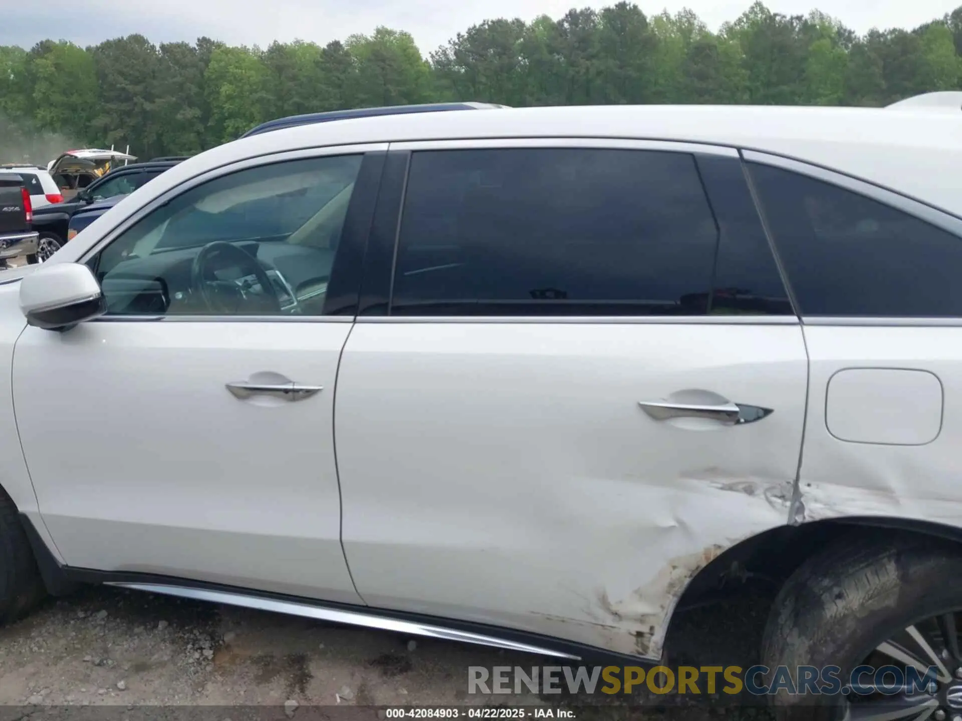 13 Photograph of a damaged car 5J8YD4H59LL006527 ACURA MDX 2020