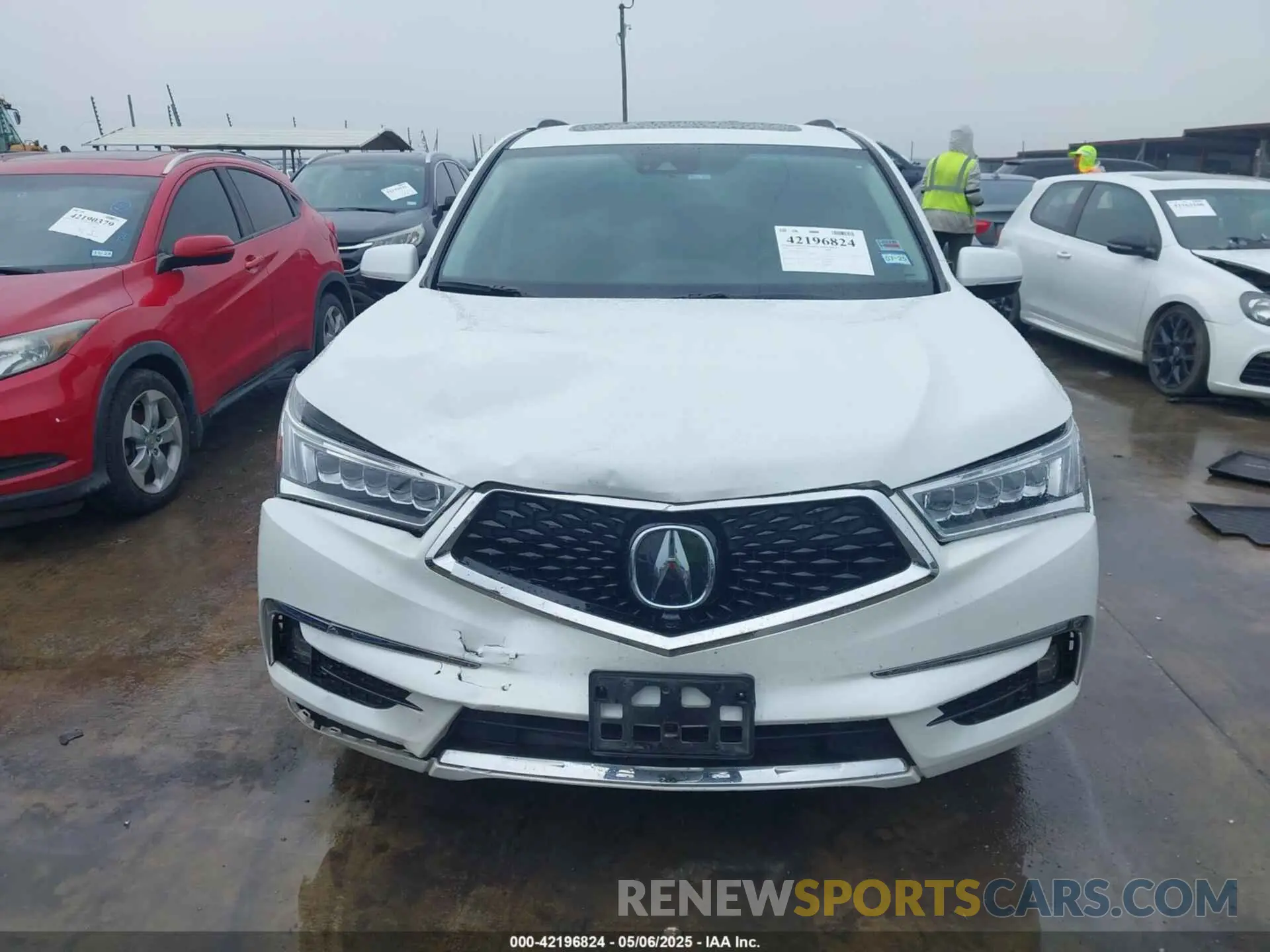 12 Photograph of a damaged car 5J8YD4H80LL025946 ACURA MDX 2020