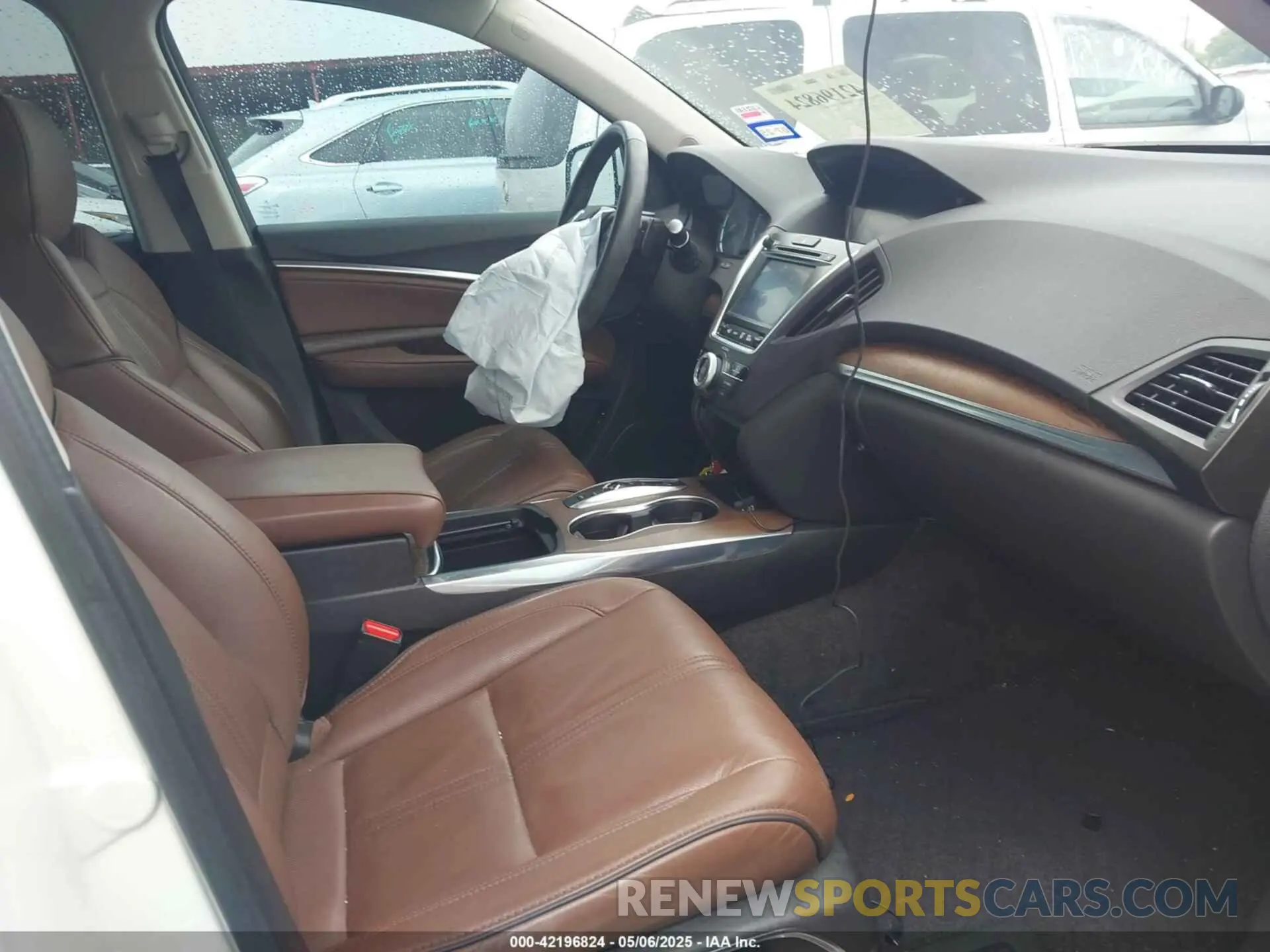 5 Photograph of a damaged car 5J8YD4H80LL025946 ACURA MDX 2020