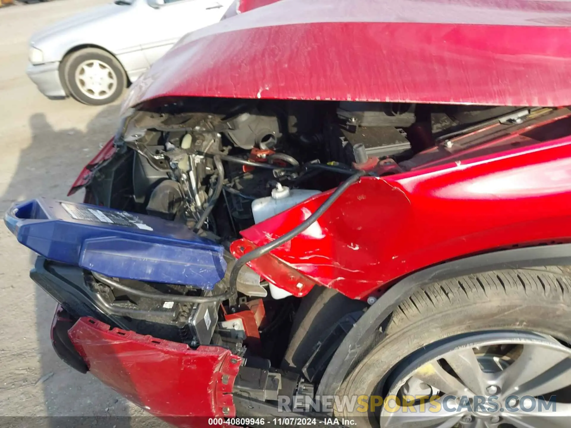 6 Photograph of a damaged car 5J8YD9H37NL007304 ACURA MDX 2022