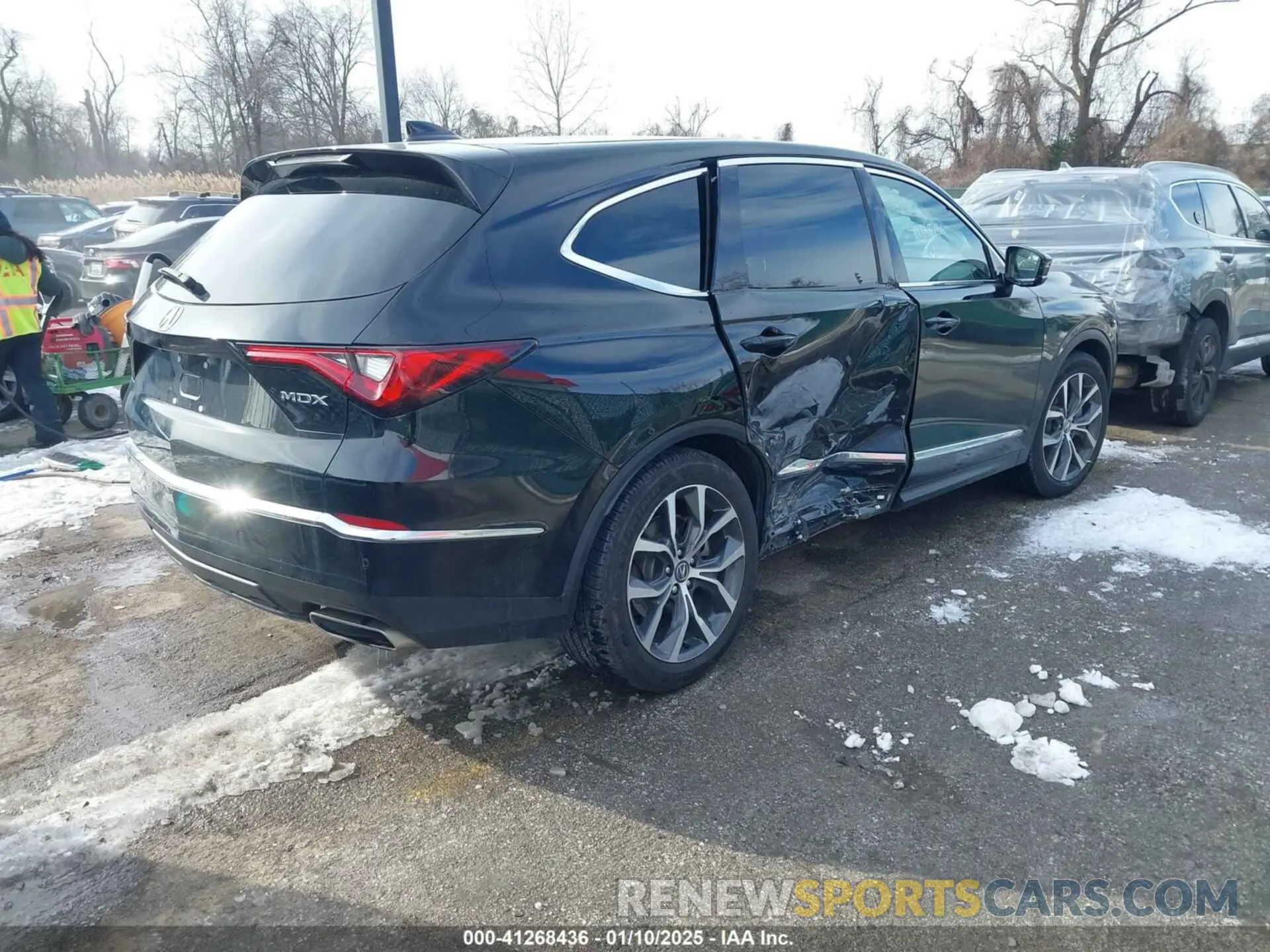 4 Photograph of a damaged car 5J8YD9H46NL001454 ACURA MDX 2022
