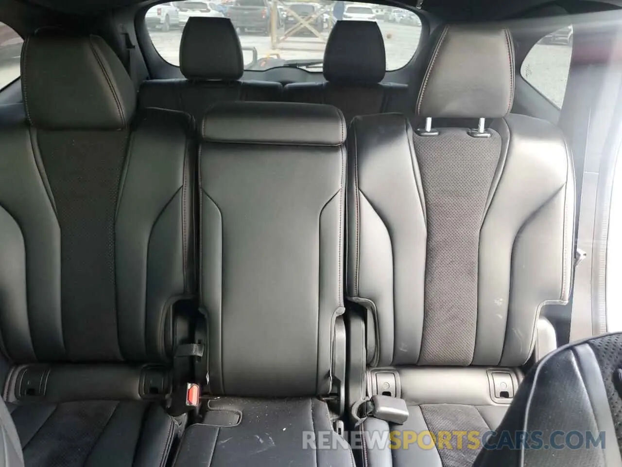 10 Photograph of a damaged car 5J8YE1H01NL020991 ACURA MDX 2022