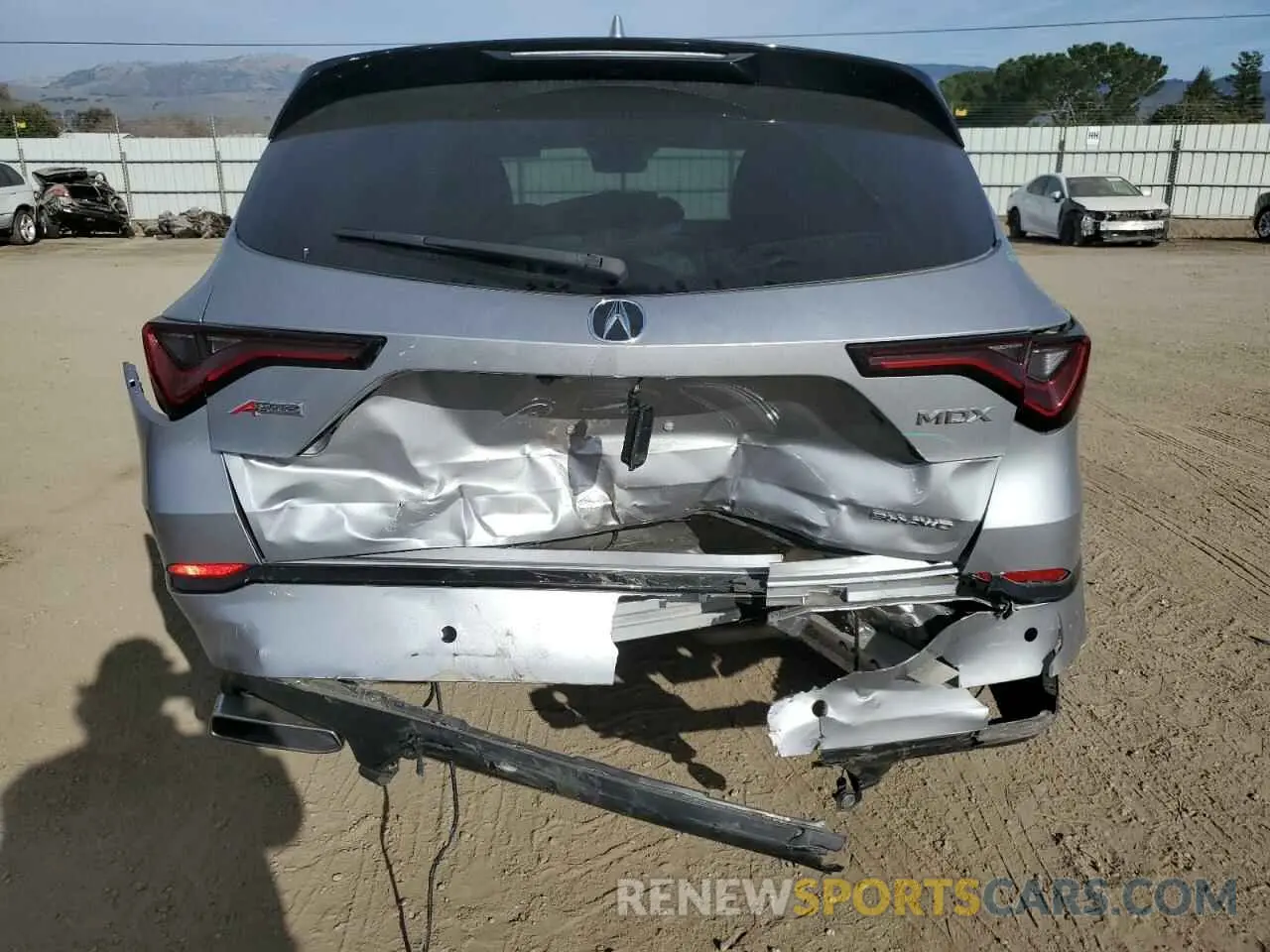 6 Фотография поврежденного автомобиля 5J8YE1H03NL001505 ACURA MDX 2022