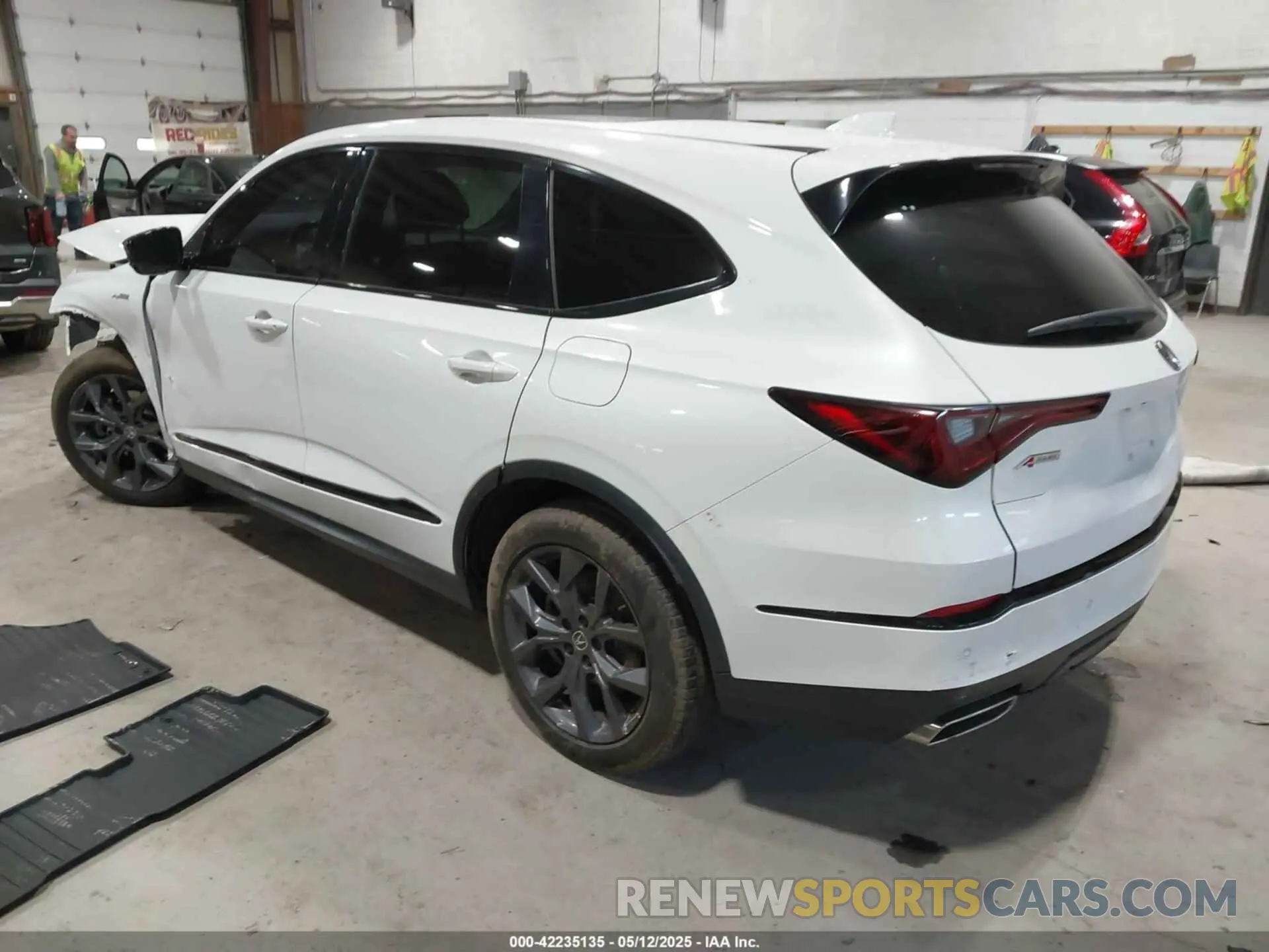 3 Фотография поврежденного автомобиля 5J8YE1H07NL033938 ACURA MDX 2022