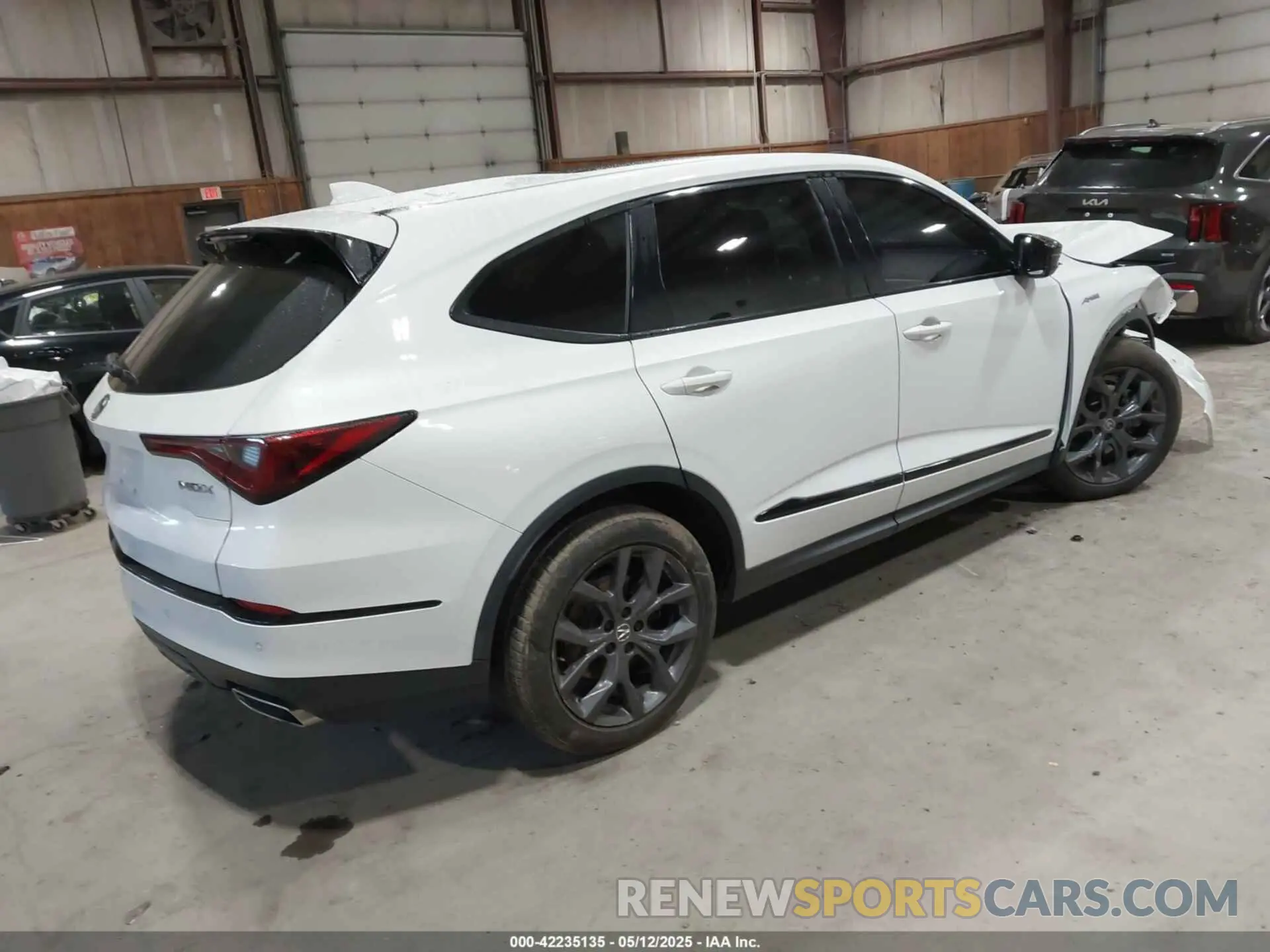 4 Фотография поврежденного автомобиля 5J8YE1H07NL033938 ACURA MDX 2022