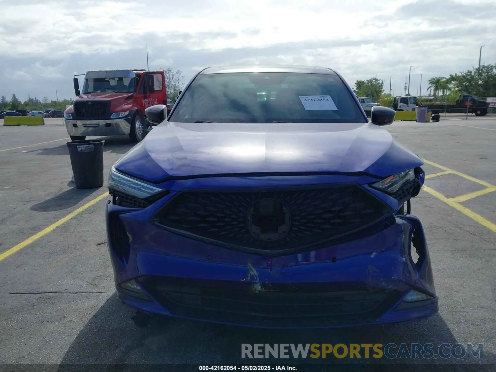 11 Photograph of a damaged car 5J8YE1H0XNL046330 ACURA MDX 2022