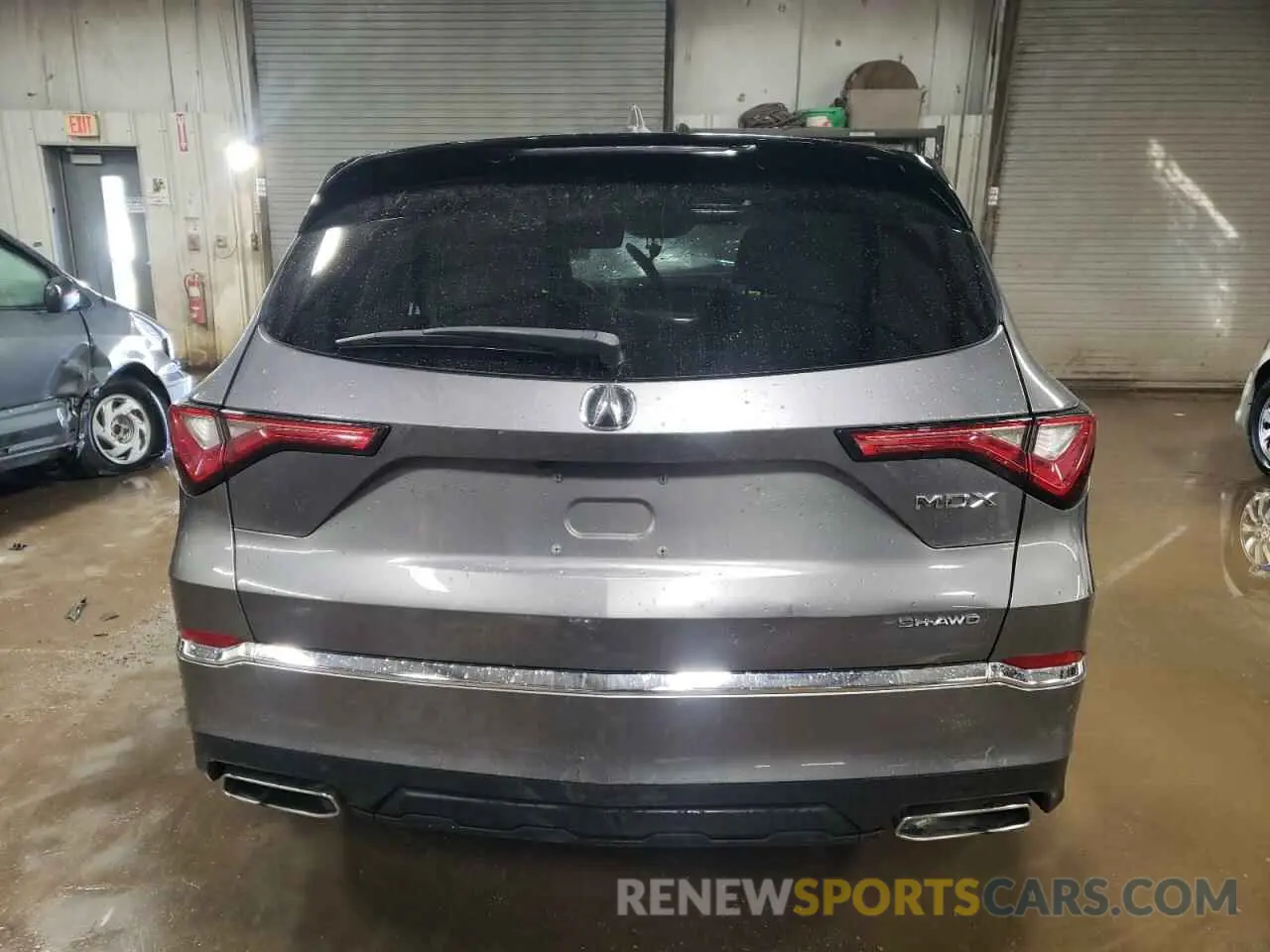 6 Photograph of a damaged car 5J8YE1H33NL021778 ACURA MDX 2022
