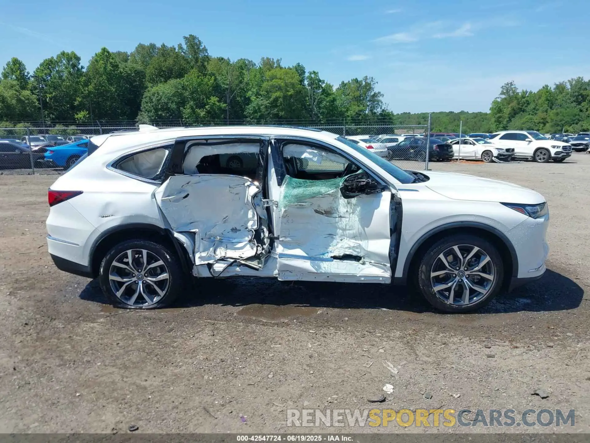 13 Photograph of a damaged car 5J8YE1H44NL035939 ACURA MDX 2022