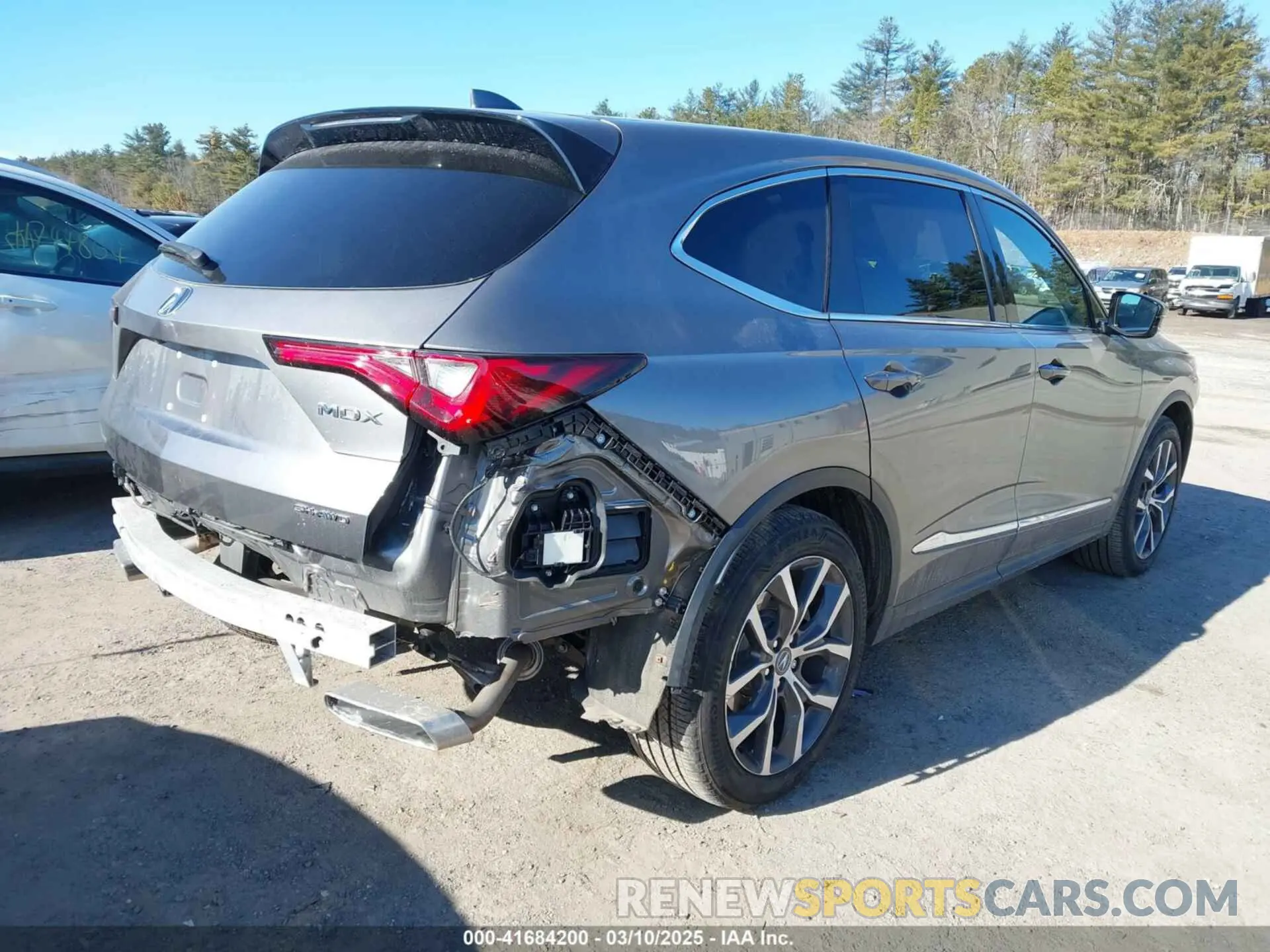 4 Фотография поврежденного автомобиля 5J8YE1H44NL040896 ACURA MDX 2022