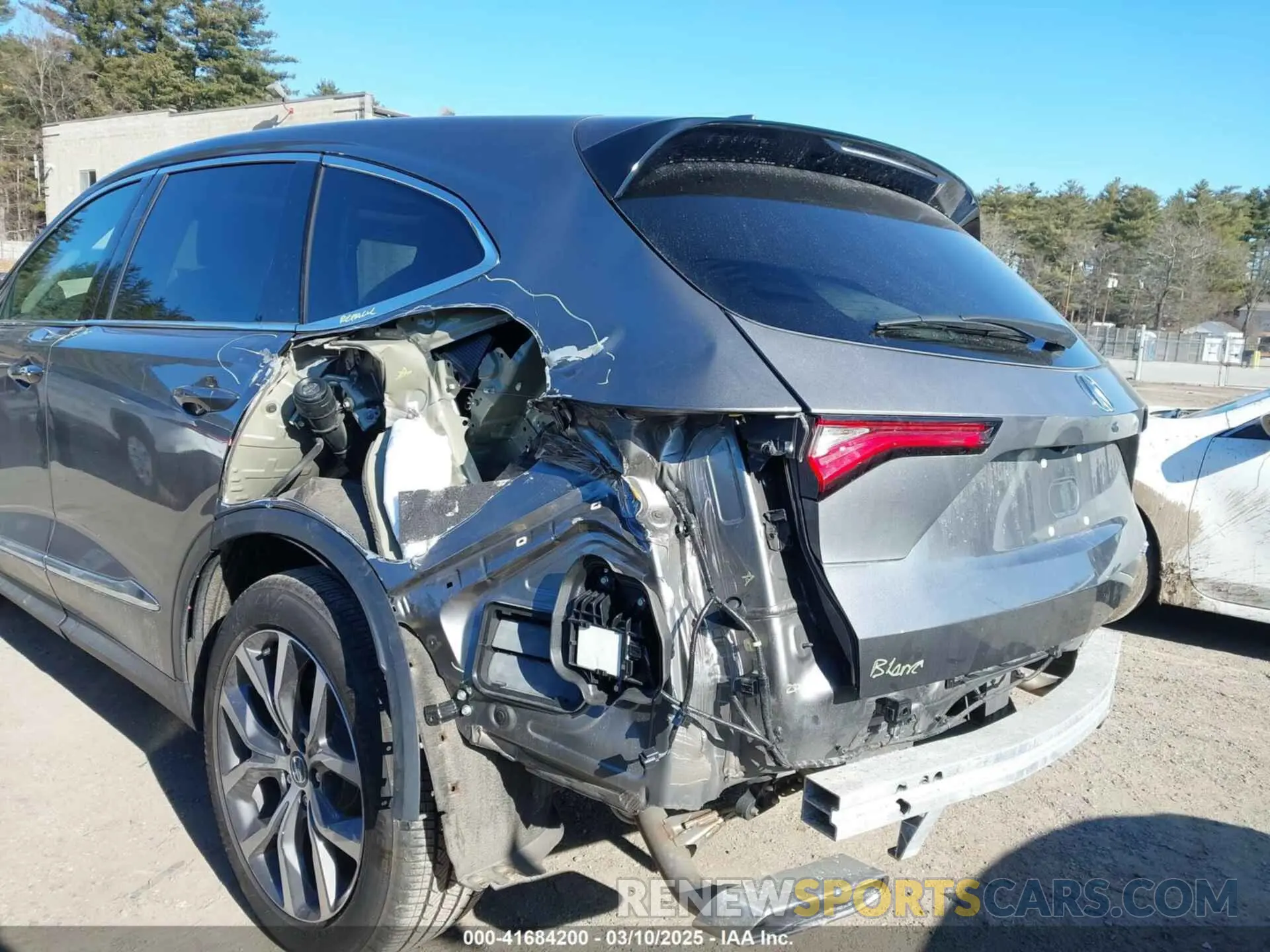 6 Фотография поврежденного автомобиля 5J8YE1H44NL040896 ACURA MDX 2022