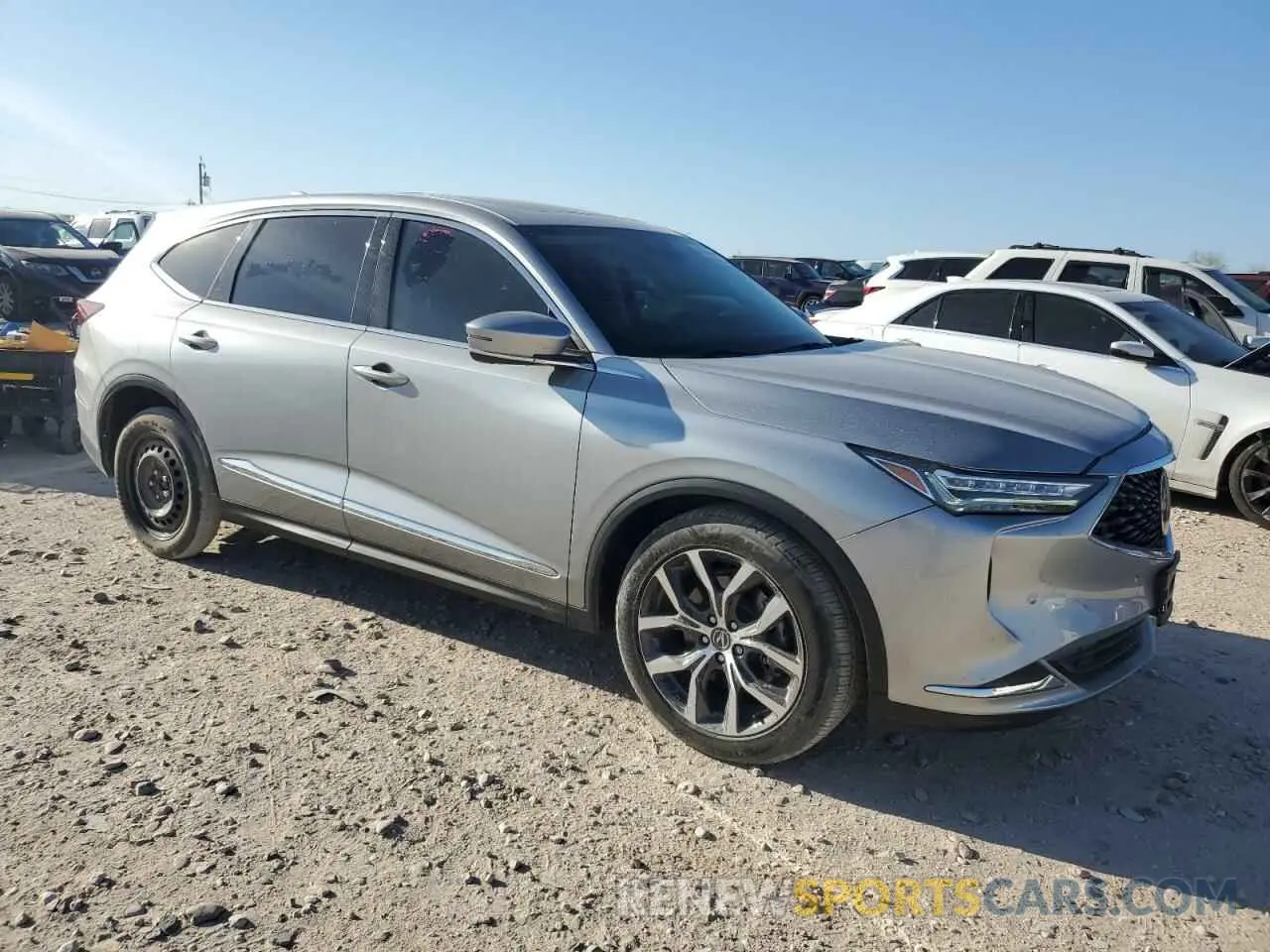 4 Photograph of a damaged car 5J8YE1H4XNL033340 ACURA MDX 2022
