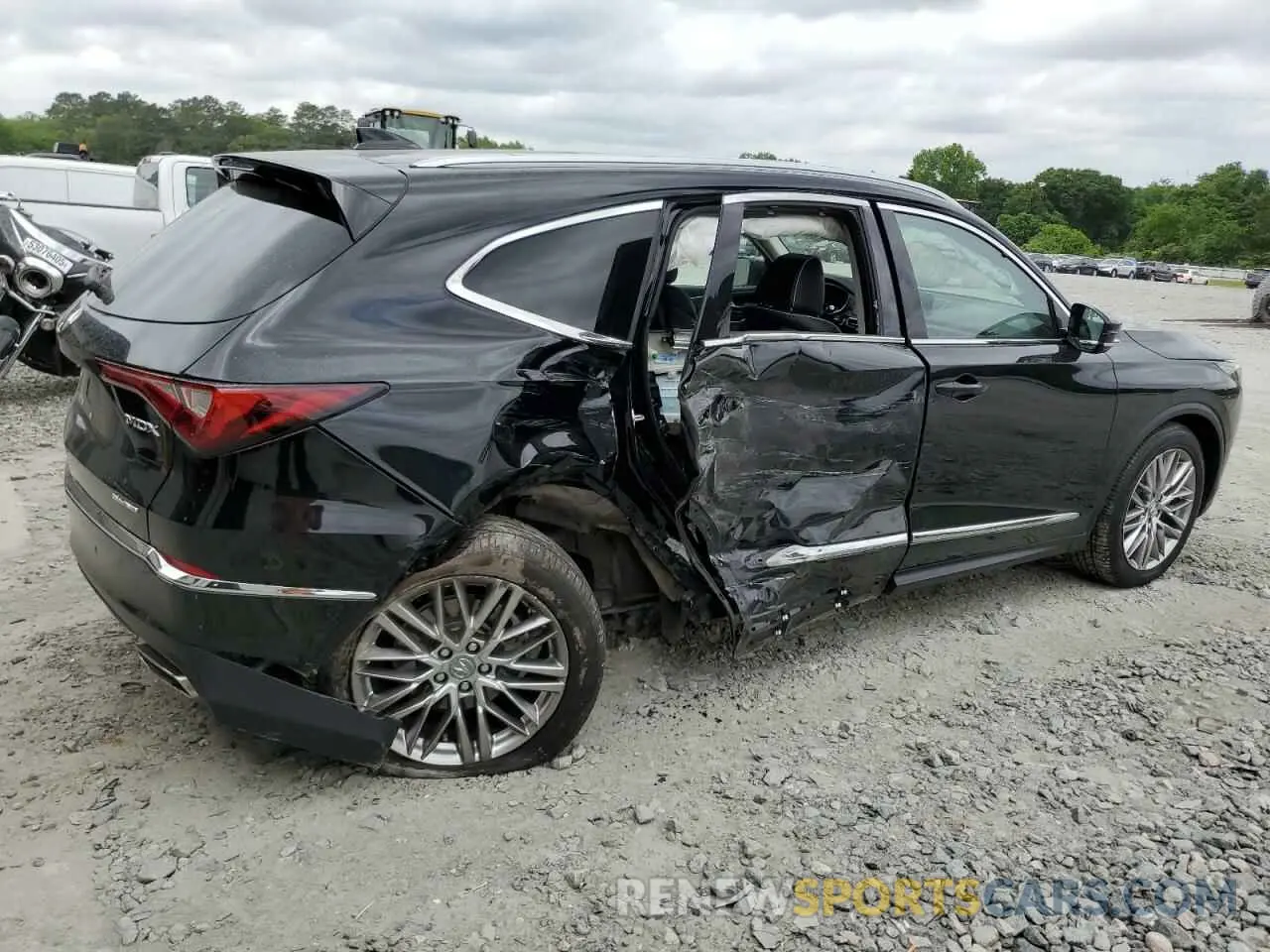 3 Photograph of a damaged car 5J8YE1H80NL035696 ACURA MDX 2022