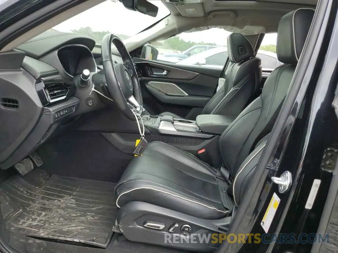 7 Photograph of a damaged car 5J8YE1H80NL035696 ACURA MDX 2022