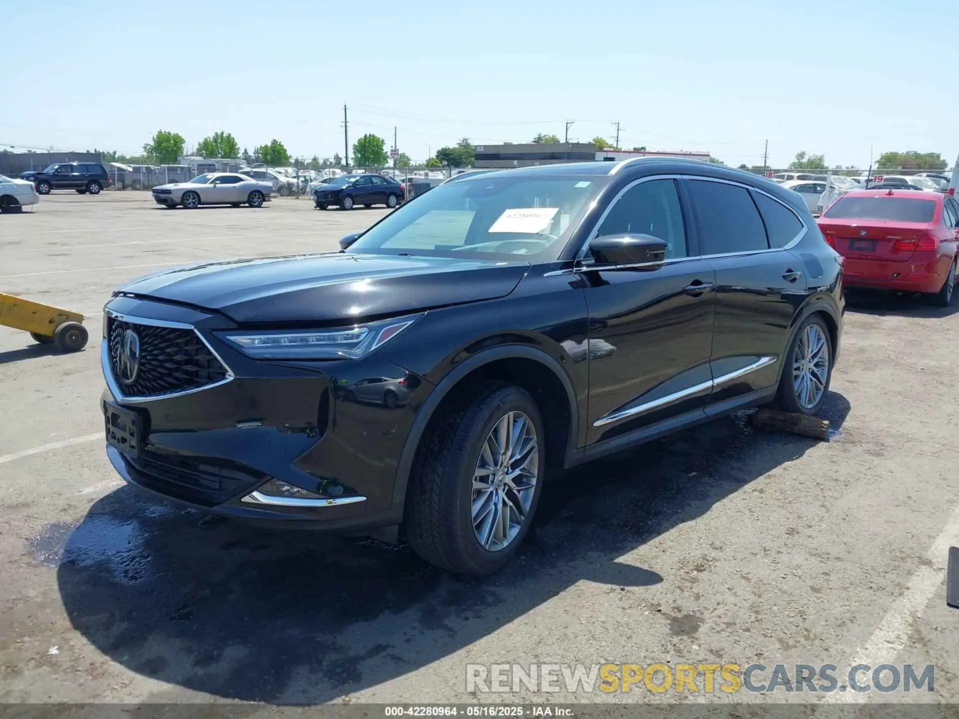 2 Photograph of a damaged car 5J8YE1H85NL008834 ACURA MDX 2022