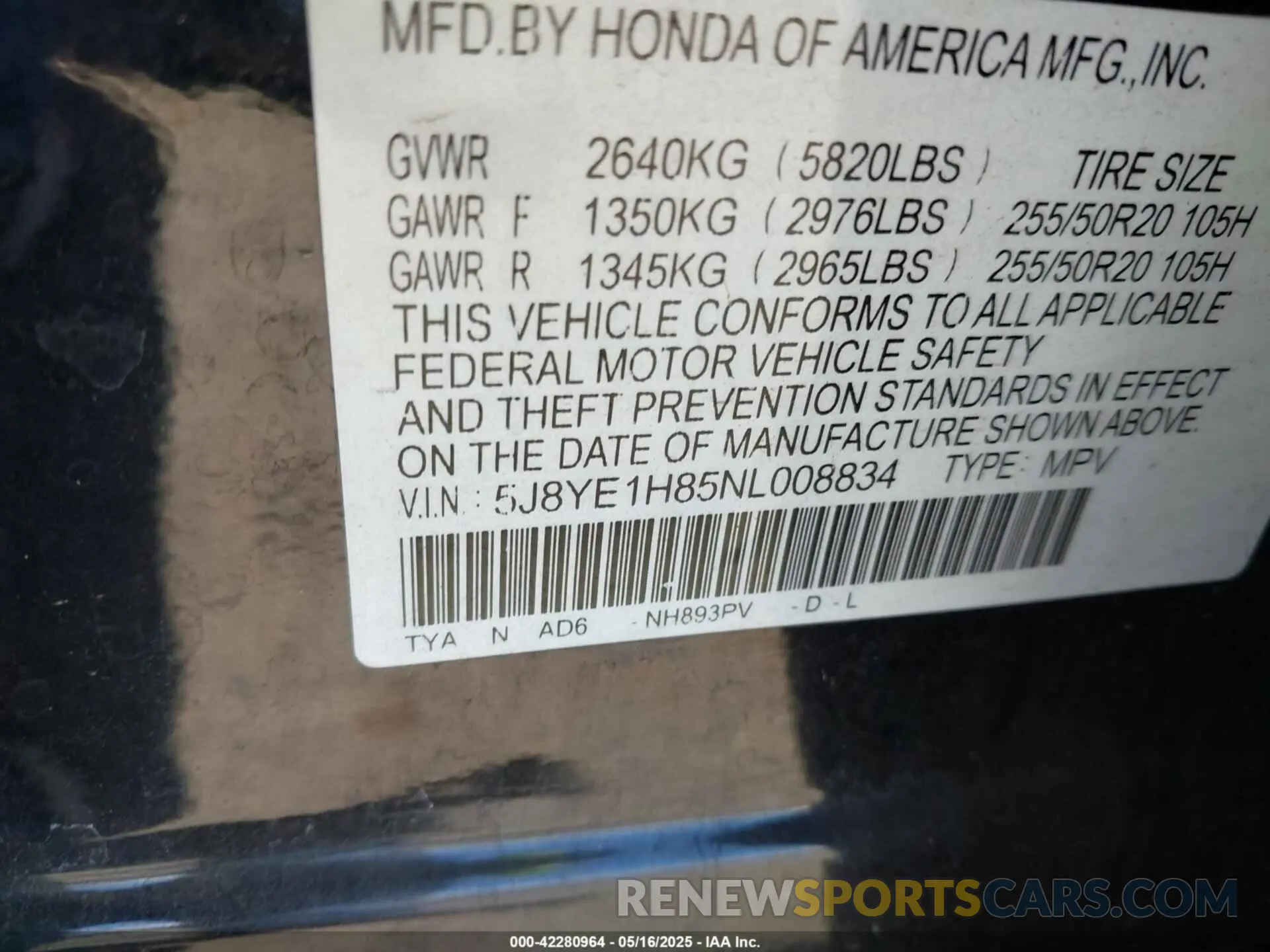 9 Photograph of a damaged car 5J8YE1H85NL008834 ACURA MDX 2022
