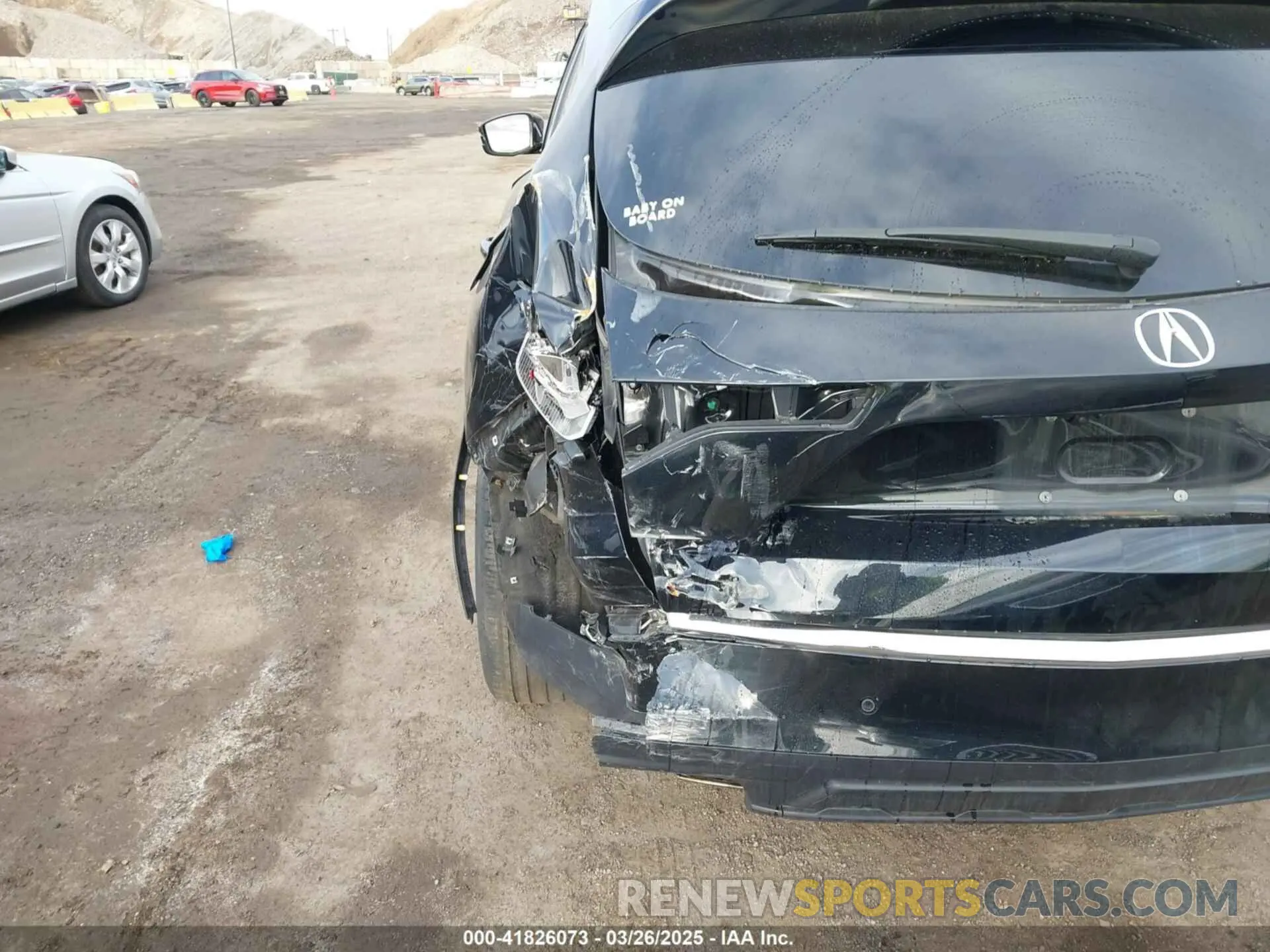17 Photograph of a damaged car 5J8YE1H85NL028582 ACURA MDX 2022
