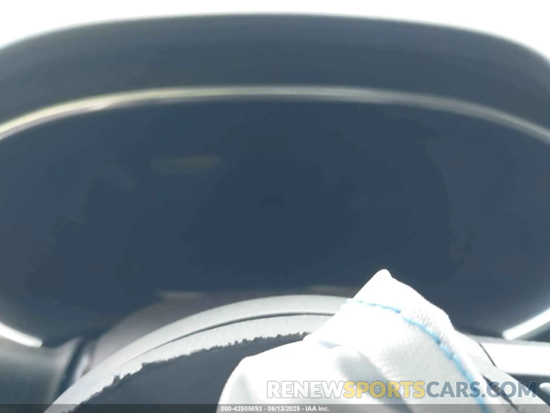 15 Photograph of a damaged car 5J8YE1H86NL035721 ACURA MDX 2022