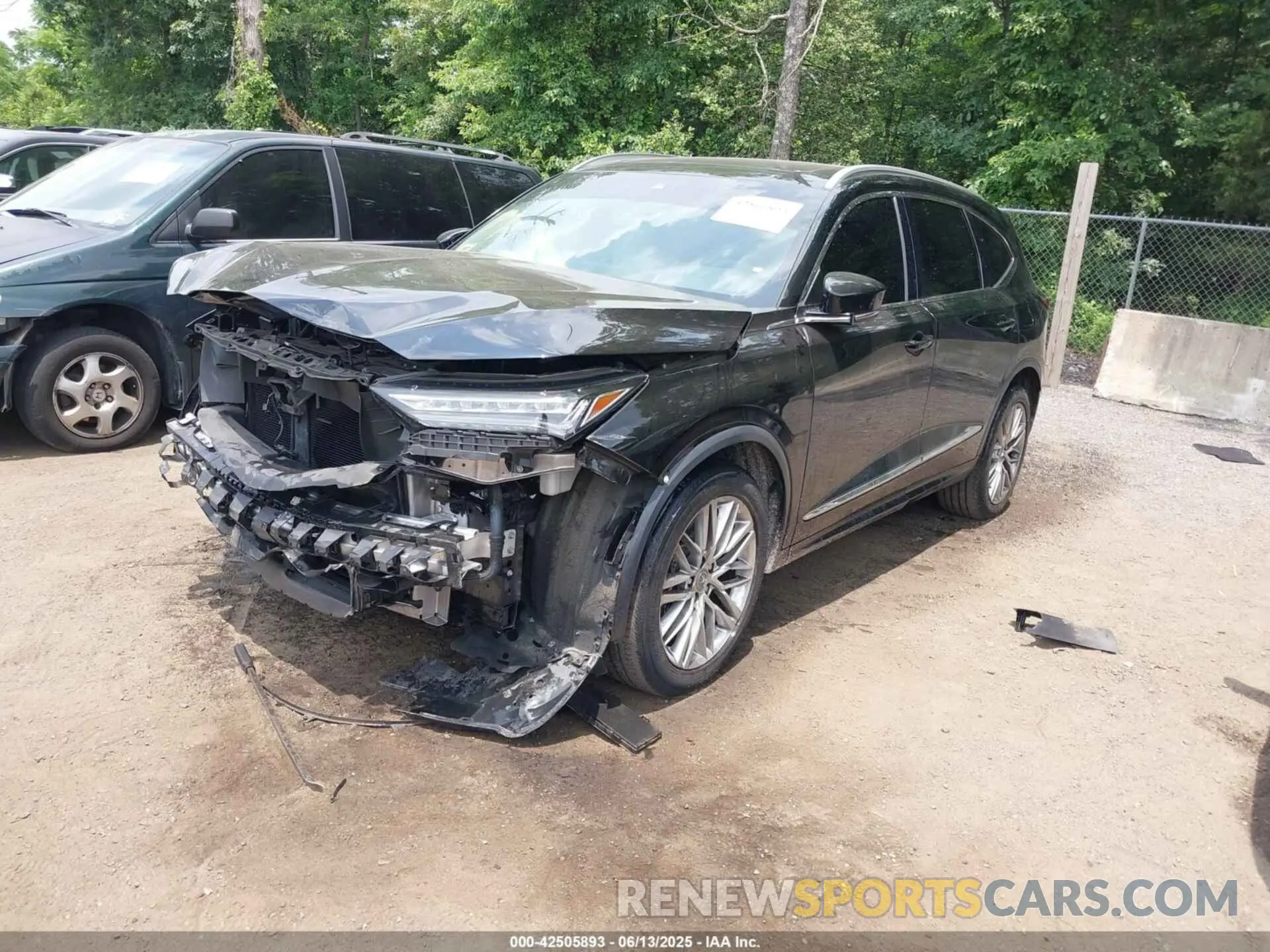 2 Photograph of a damaged car 5J8YE1H86NL035721 ACURA MDX 2022