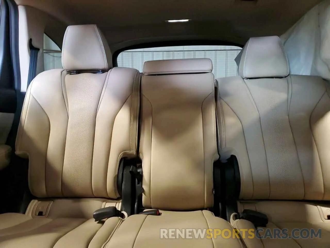 10 Фотография поврежденного автомобиля 5J8YE1H88NL018502 ACURA MDX 2022
