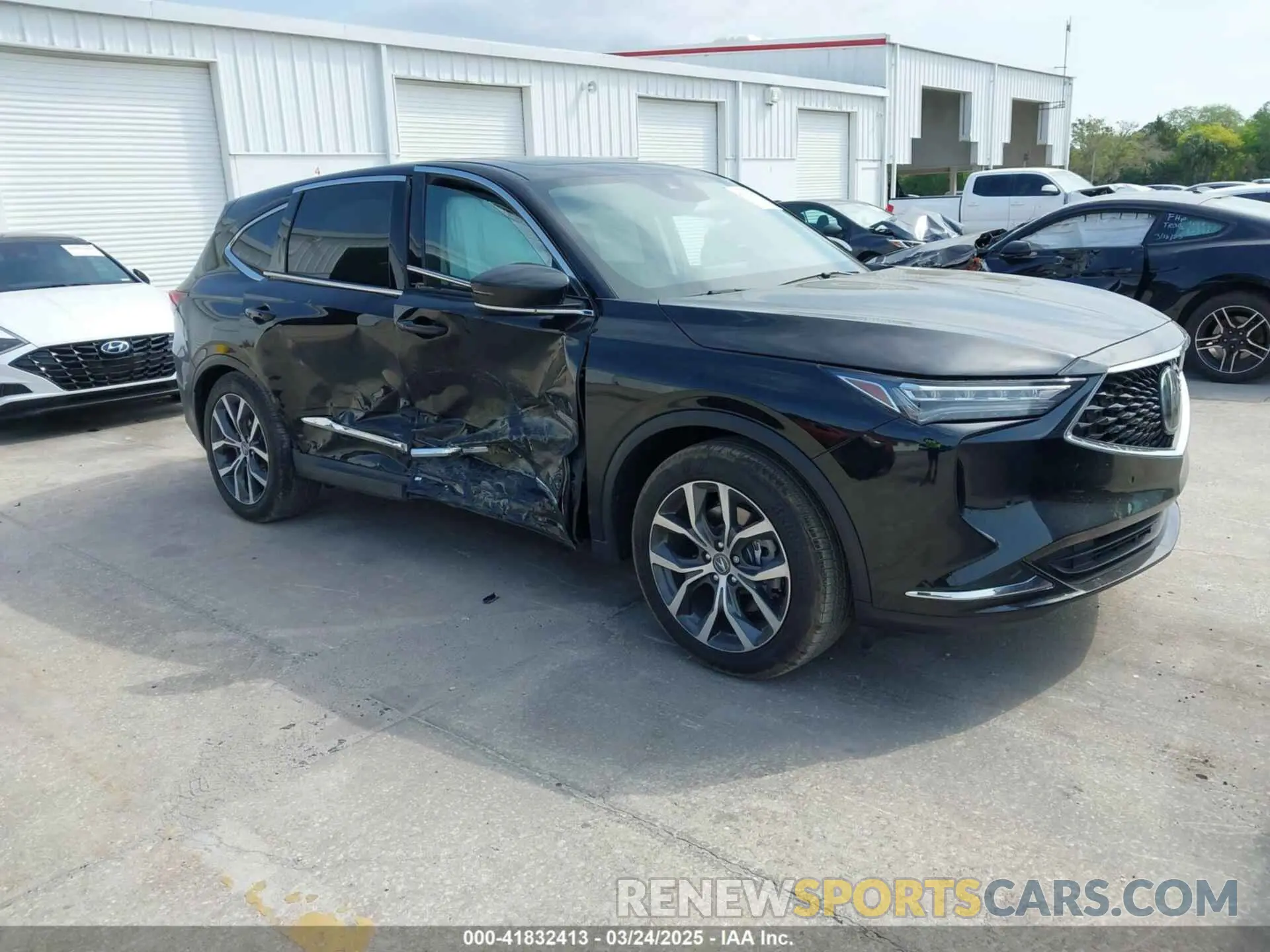 1 Photograph of a damaged car 5J8YD9H42PL003124 ACURA MDX 2023
