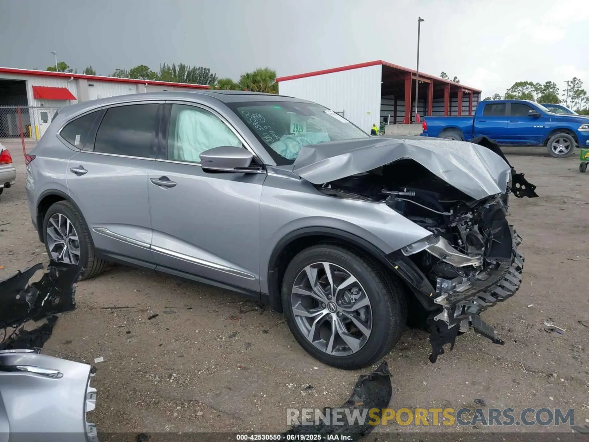 1 Photograph of a damaged car 5J8YD9H46PL000887 ACURA MDX 2023