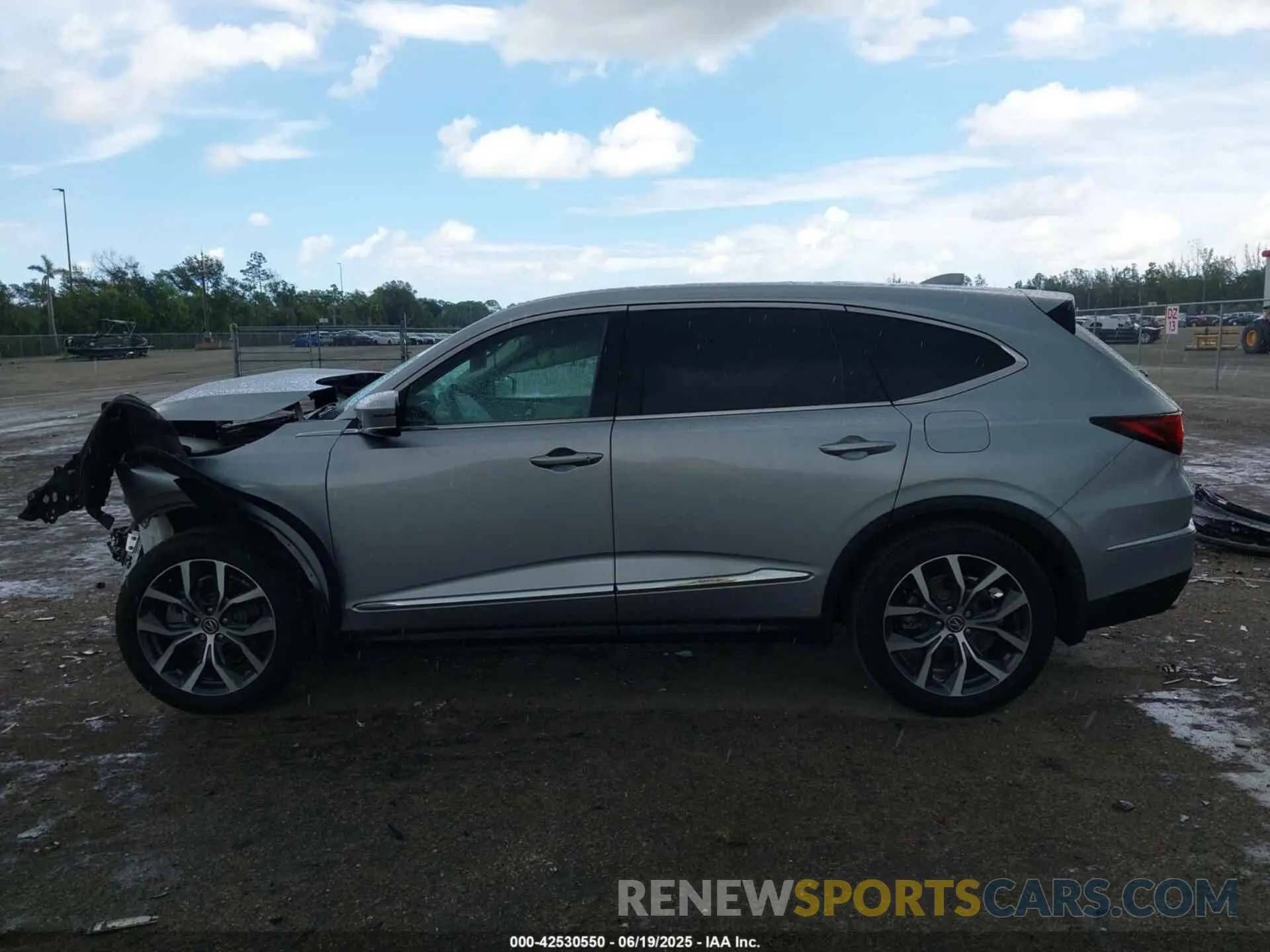15 Photograph of a damaged car 5J8YD9H46PL000887 ACURA MDX 2023