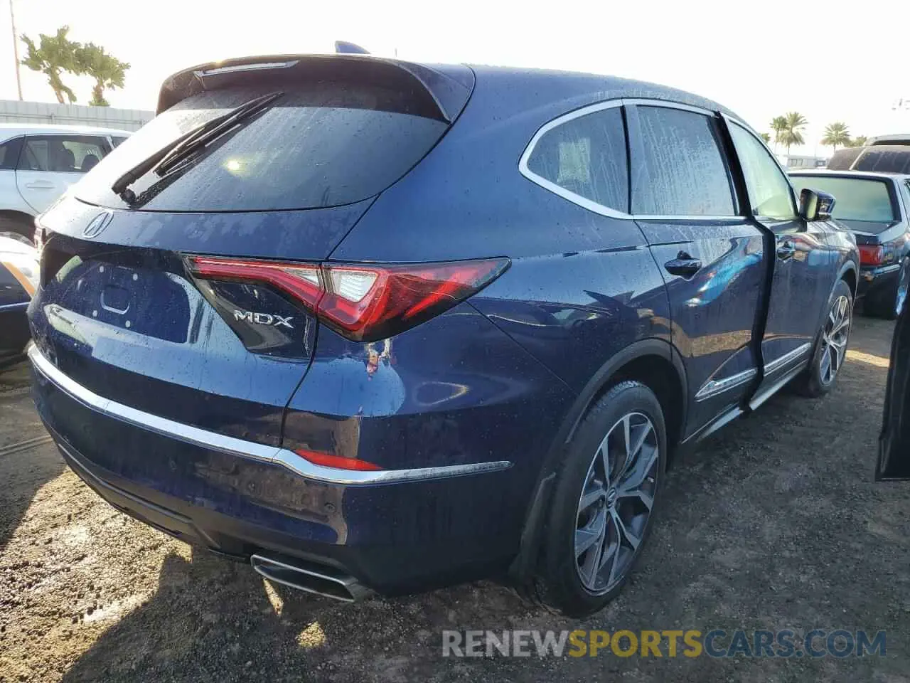 3 Фотография поврежденного автомобиля 5J8YD9H46PL007872 ACURA MDX 2023