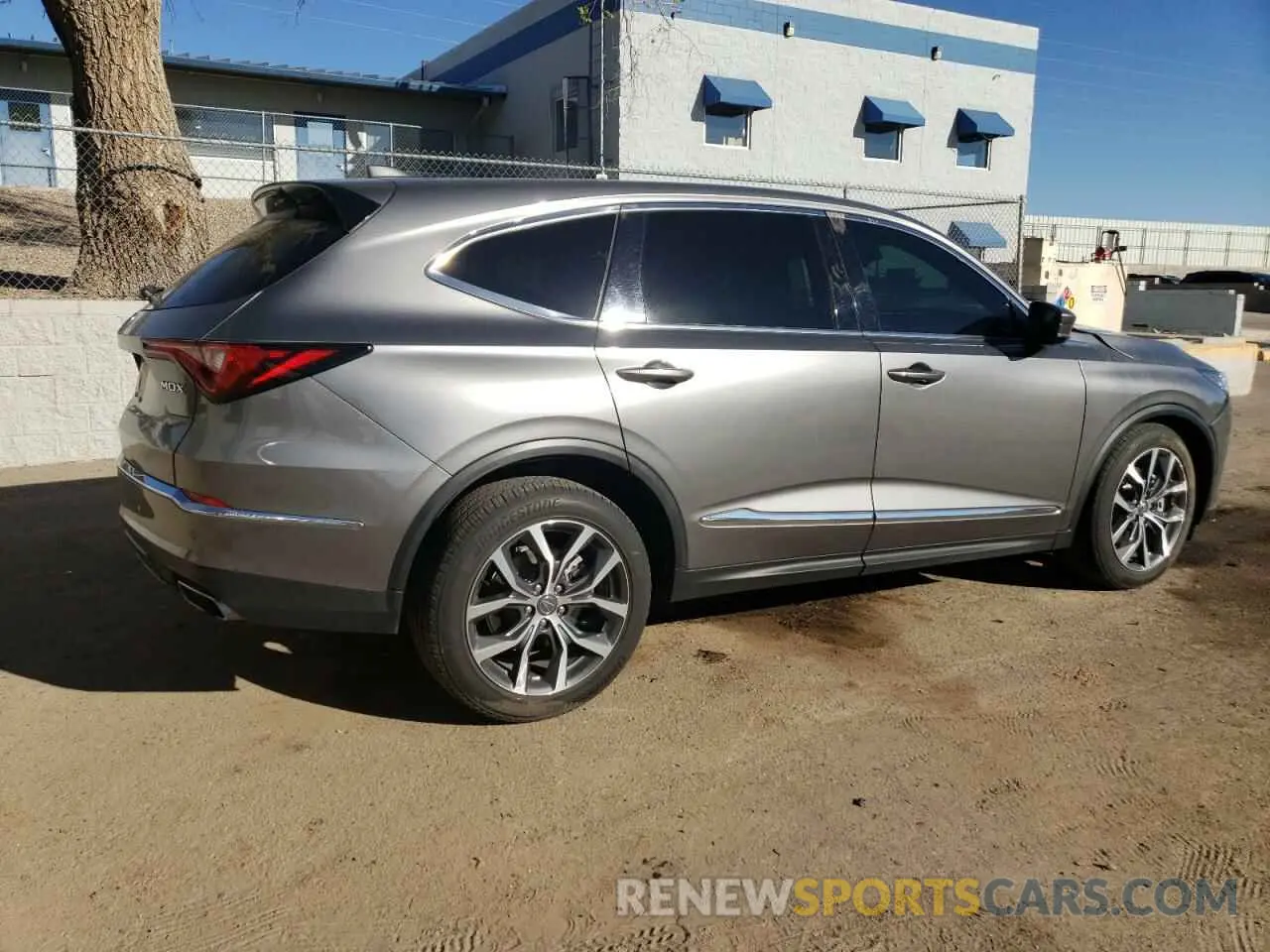 3 Фотография поврежденного автомобиля 5J8YD9H47PL007508 ACURA MDX 2023