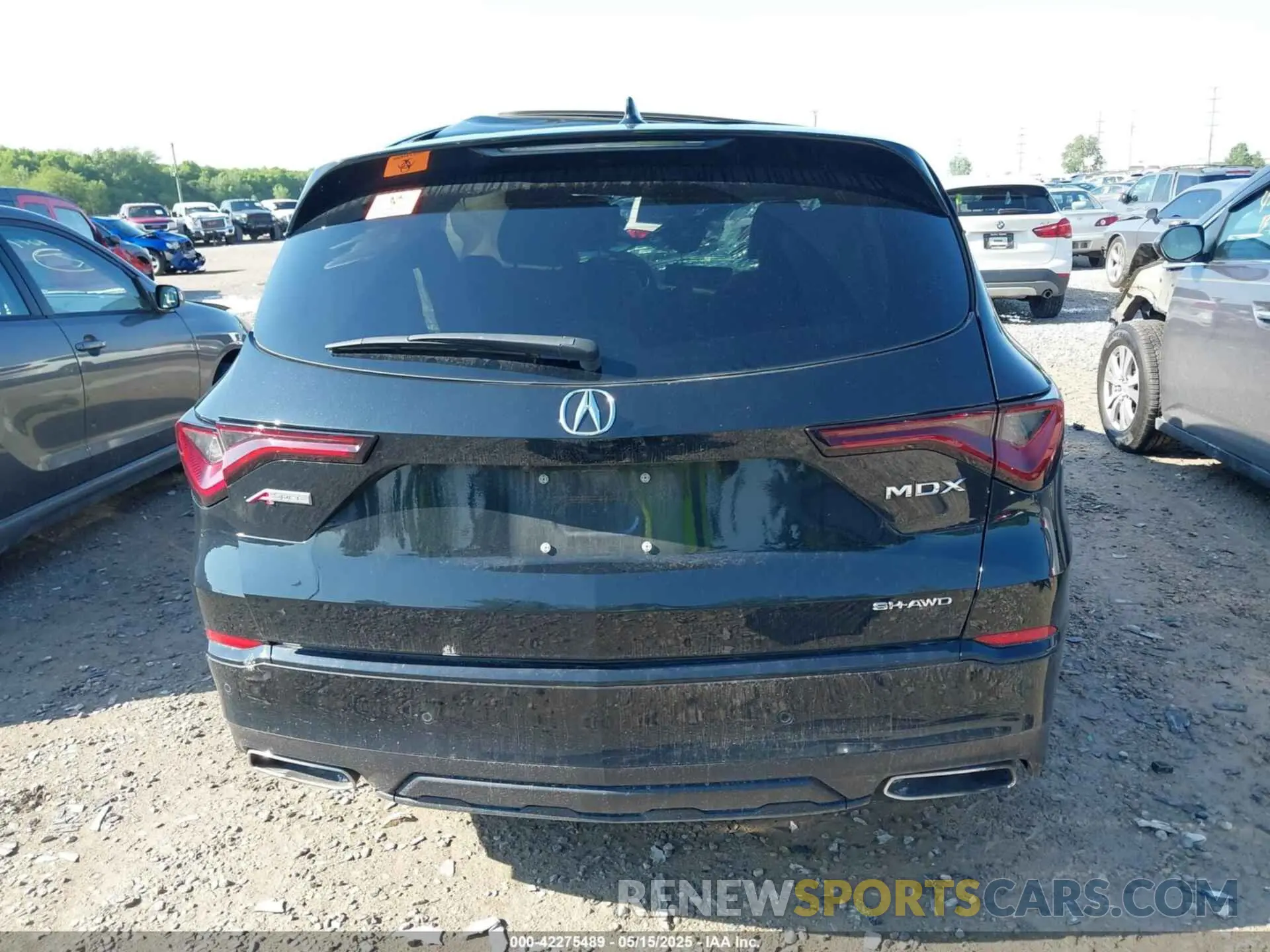 16 Photograph of a damaged car 5J8YE1H04PL020261 ACURA MDX 2023