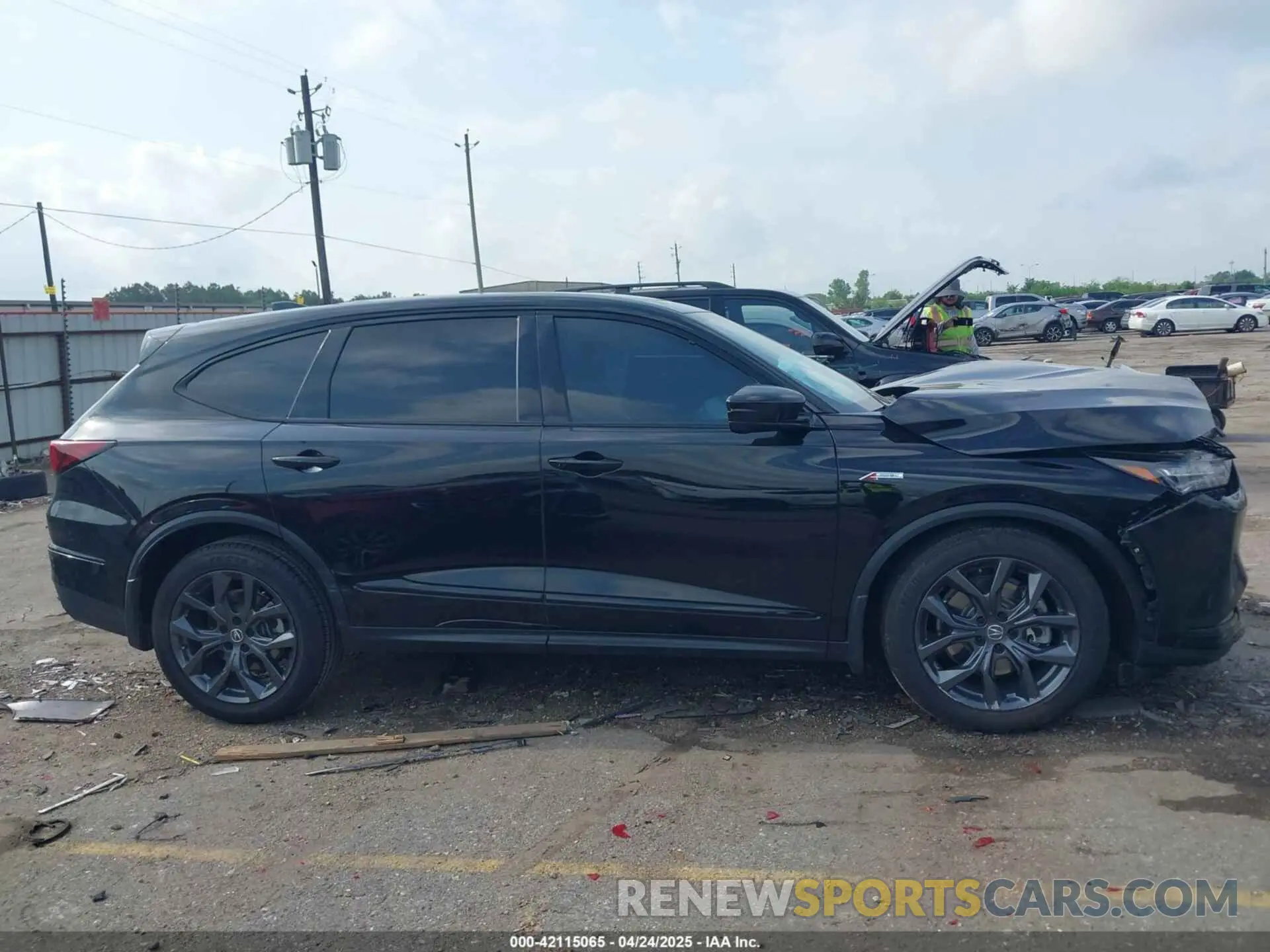 12 Фотография поврежденного автомобиля 5J8YE1H09PL004461 ACURA MDX 2023