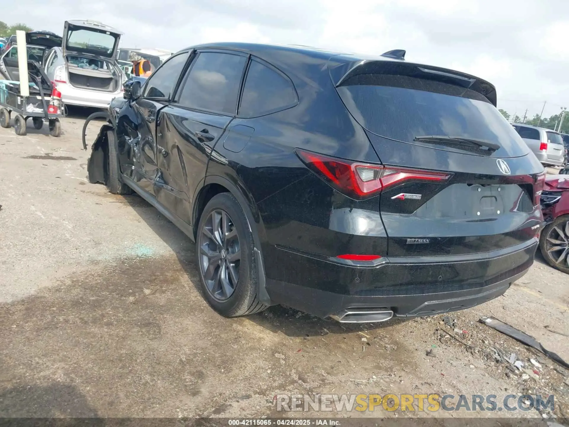 3 Фотография поврежденного автомобиля 5J8YE1H09PL004461 ACURA MDX 2023