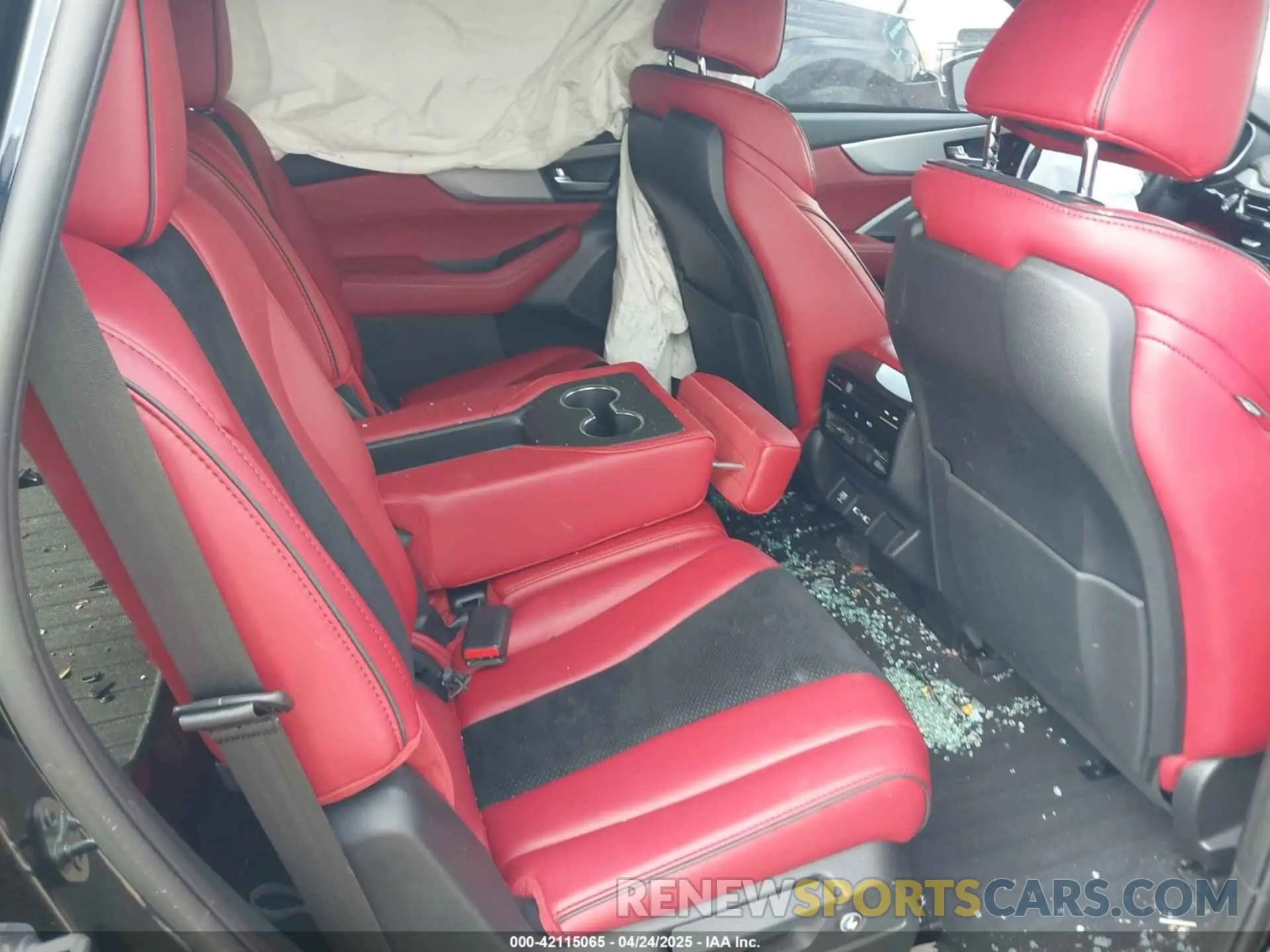 8 Фотография поврежденного автомобиля 5J8YE1H09PL004461 ACURA MDX 2023
