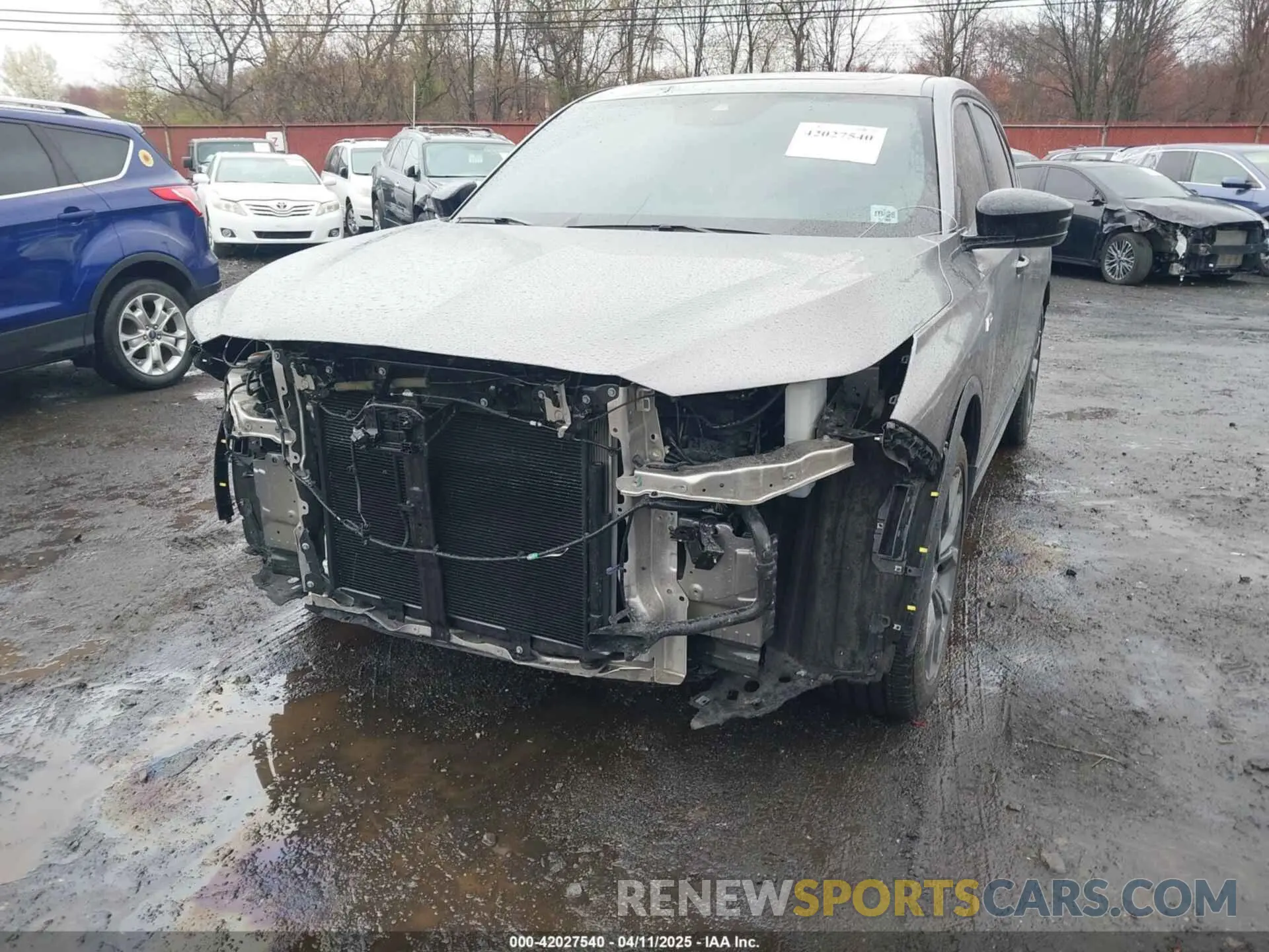 17 Photograph of a damaged car 5J8YE1H09PL005948 ACURA MDX 2023