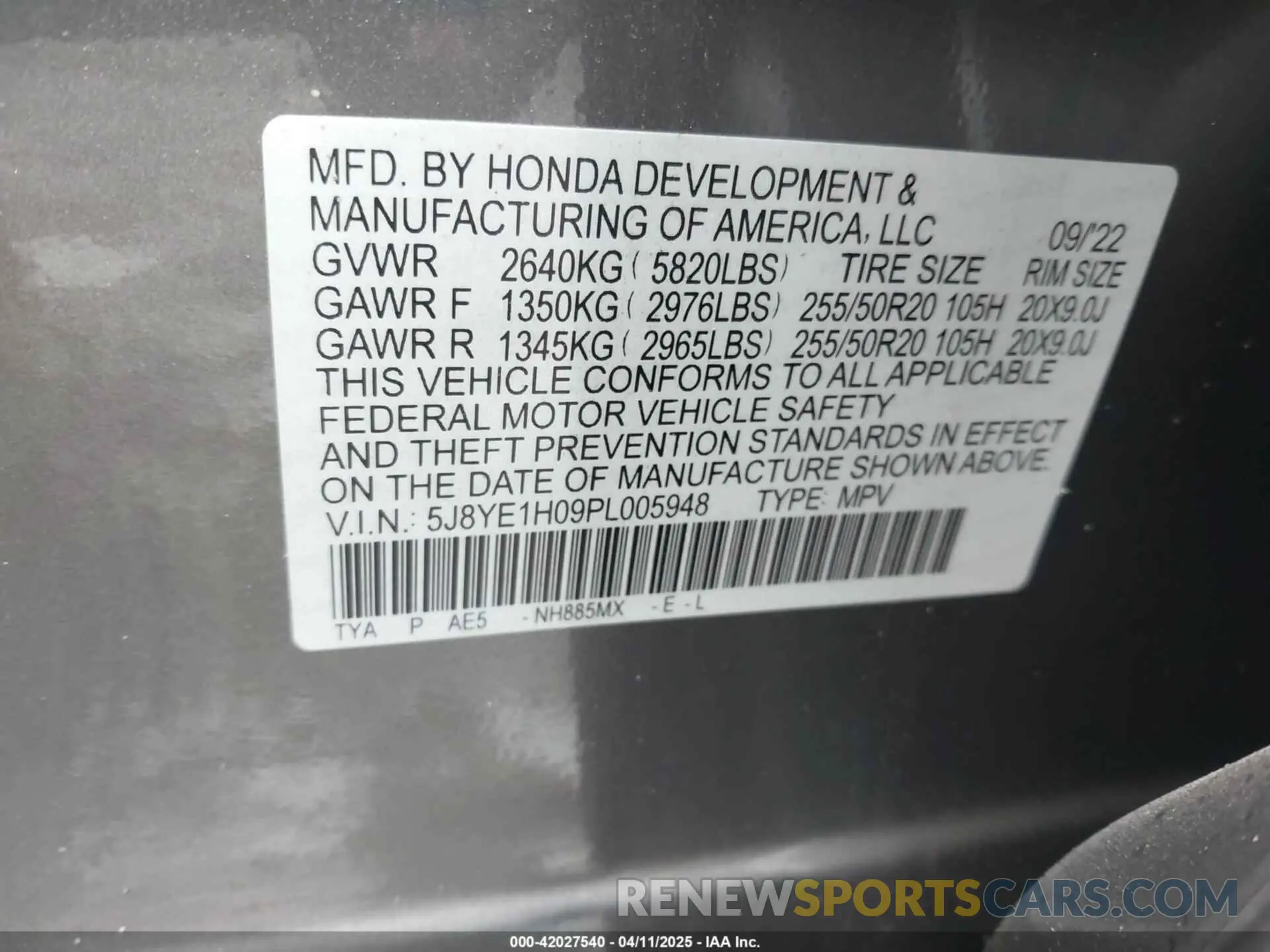 9 Photograph of a damaged car 5J8YE1H09PL005948 ACURA MDX 2023