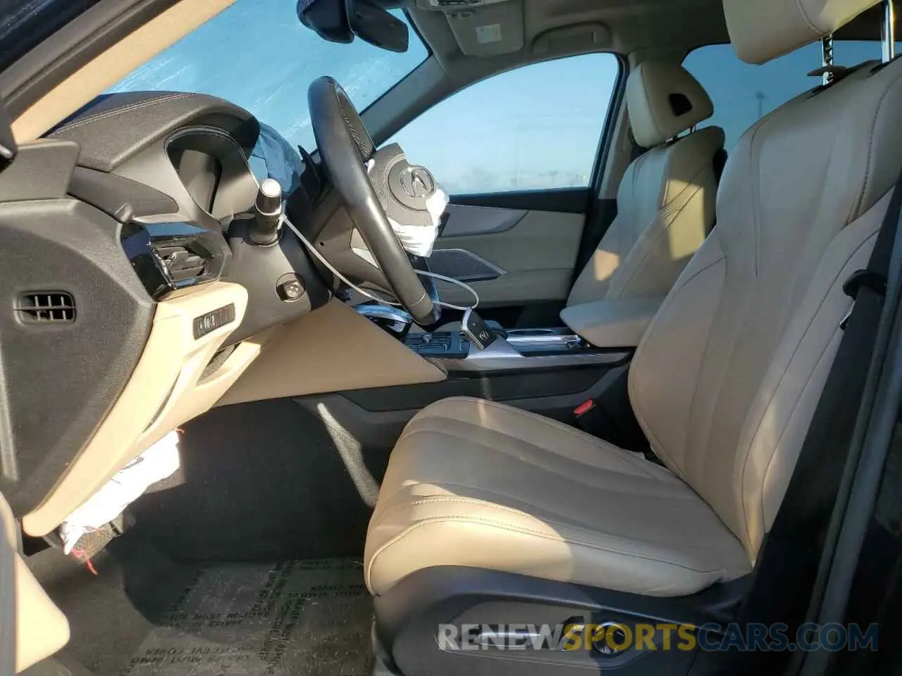 7 Photograph of a damaged car 5J8YE1H31PL014668 ACURA MDX 2023