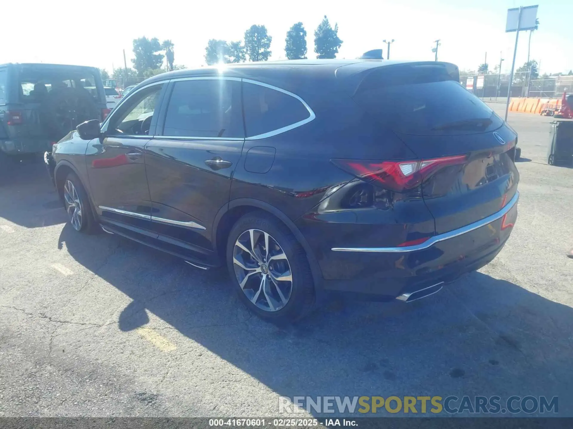 3 Photograph of a damaged car 5J8YE1H43PL012591 ACURA MDX 2023