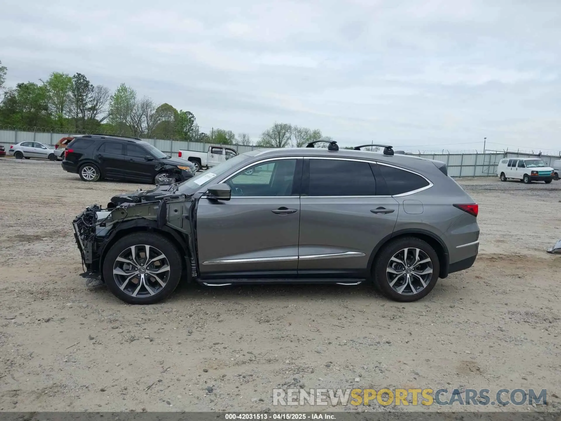 15 Photograph of a damaged car 5J8YE1H46PL039316 ACURA MDX 2023